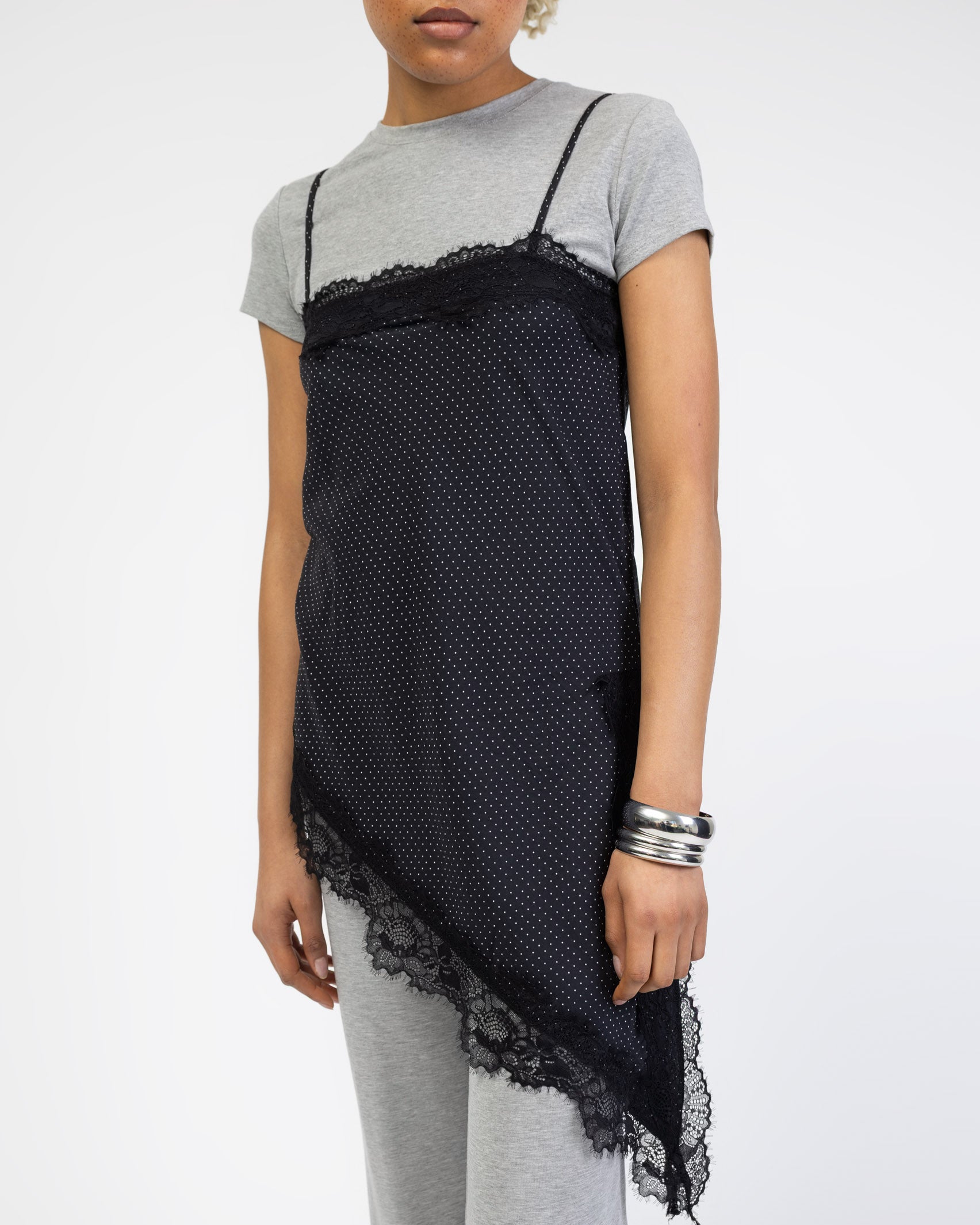 Gepunktetes Camisole mit Spitze