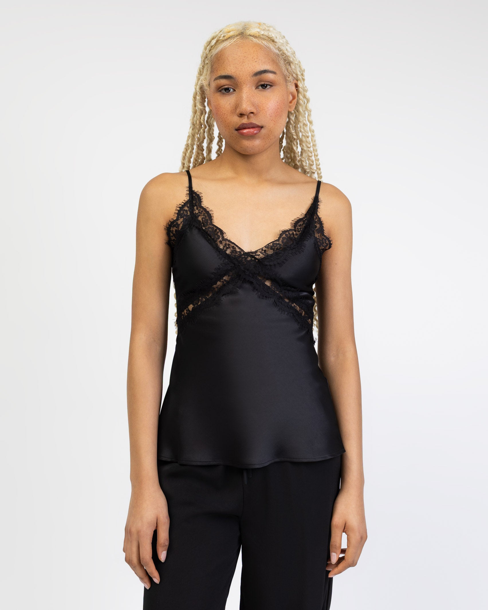 Satin Top mit Spitze