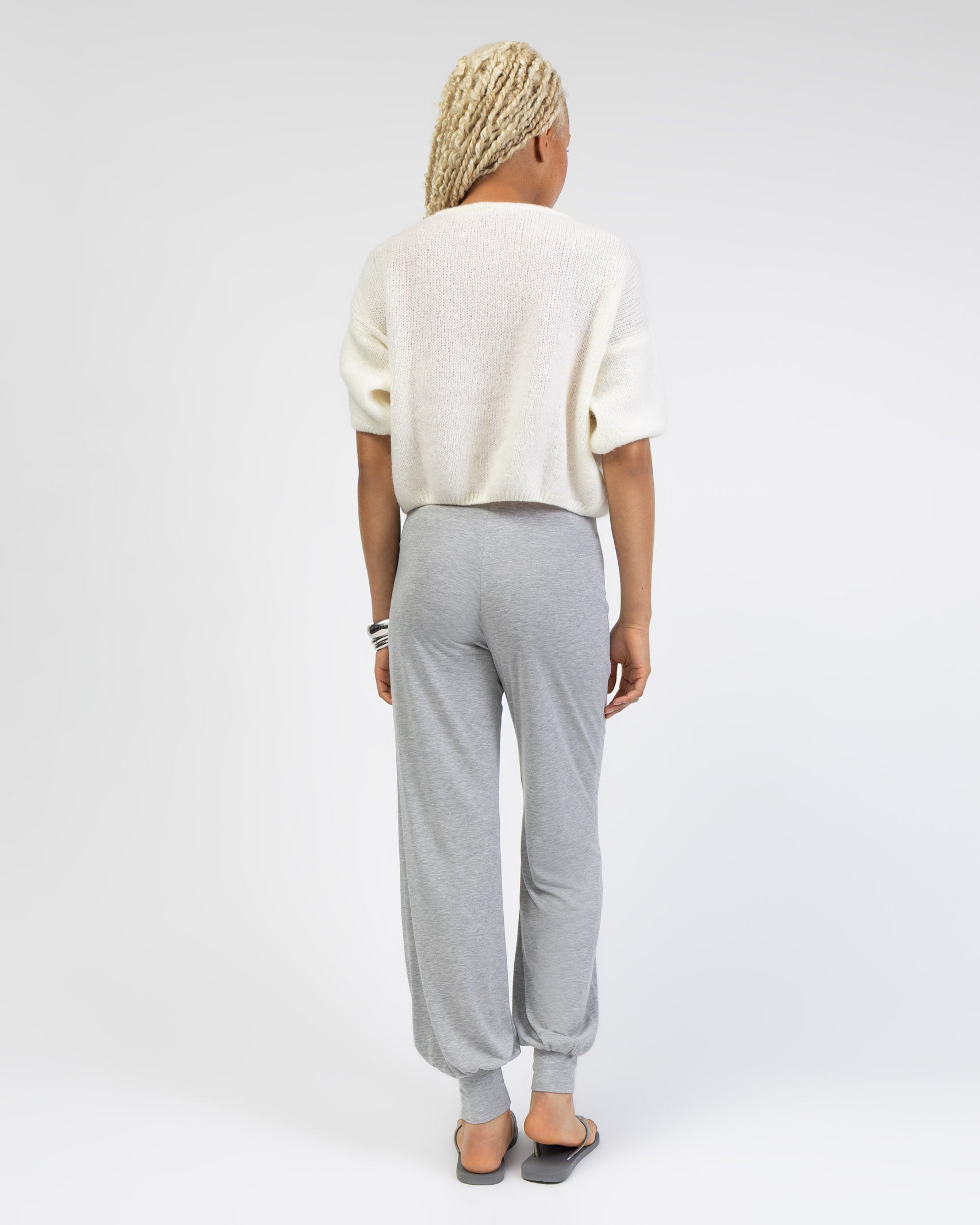 Strickjacke mit kurzen Ärmeln