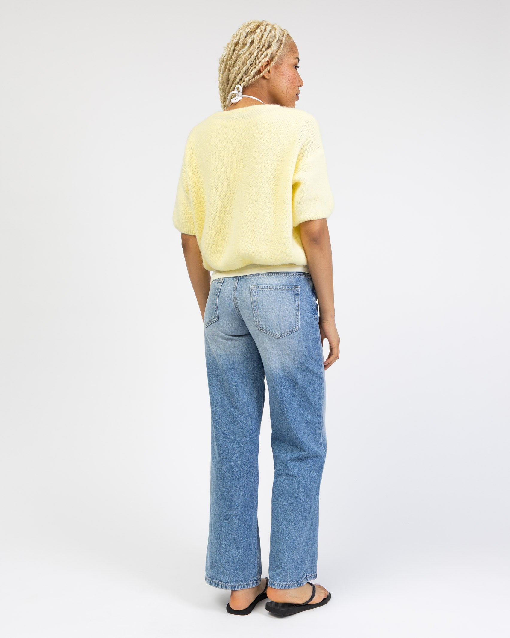 Strickjacke mit kurzen Ärmeln