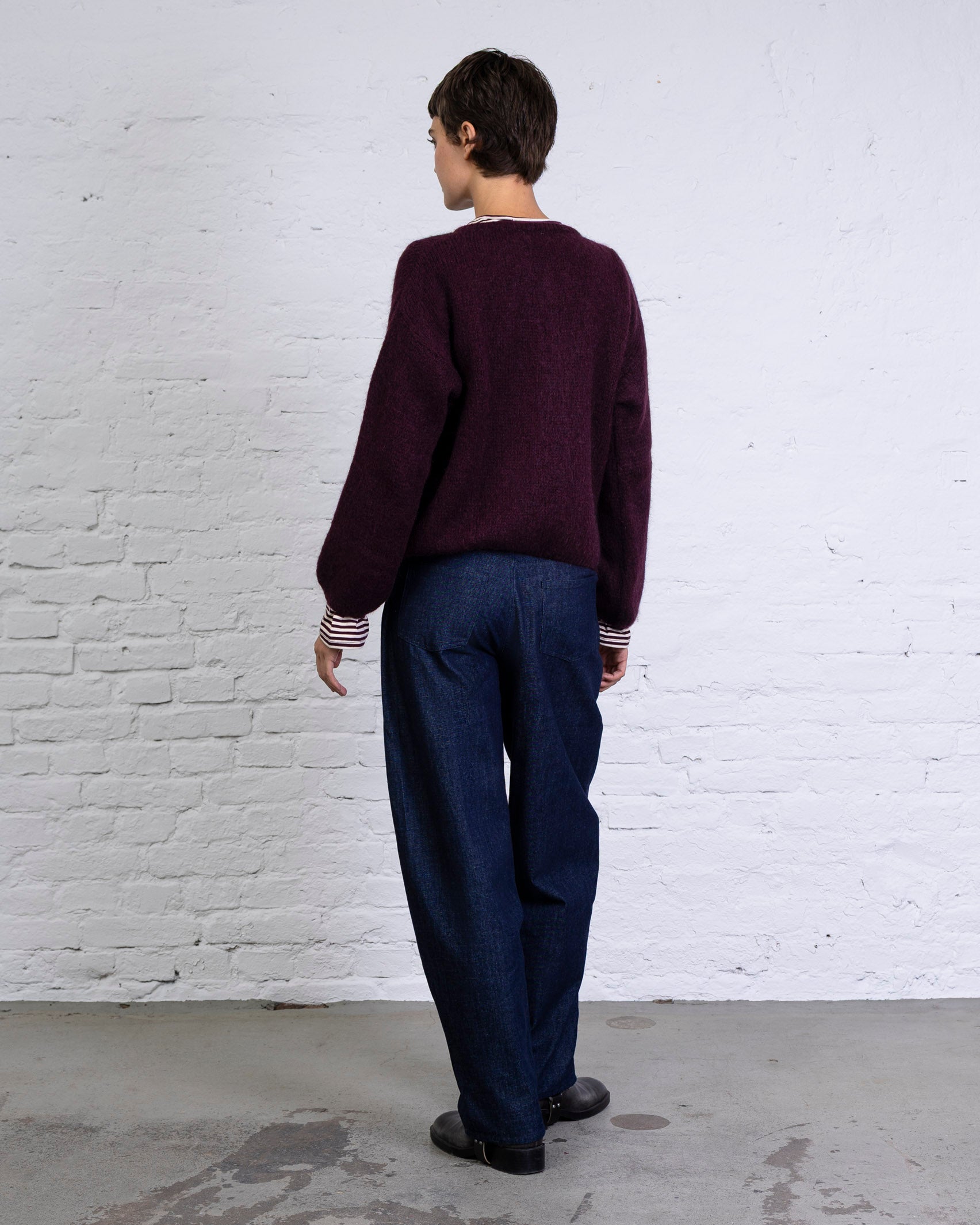 Weiche einfarbige Strickjacke