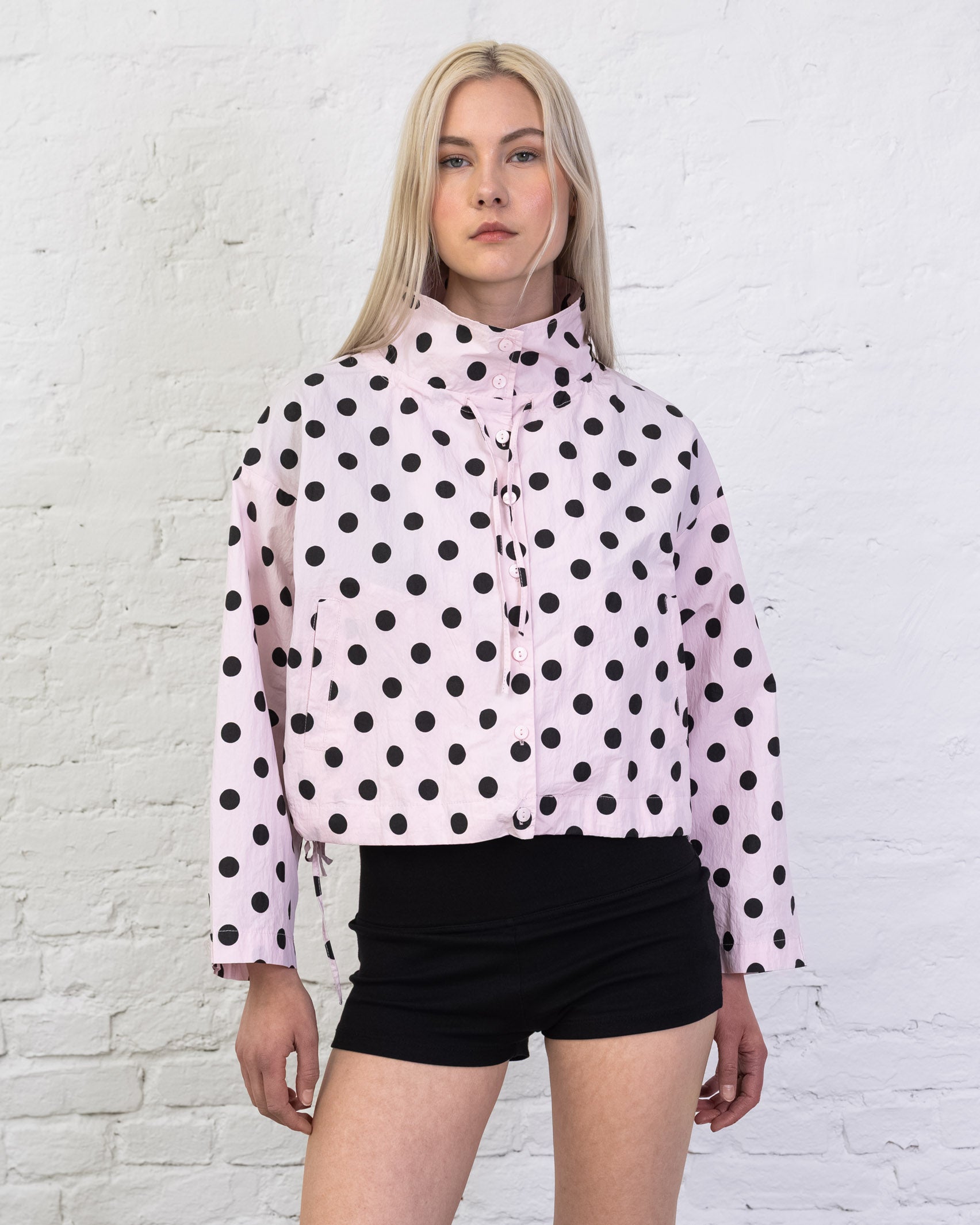 Jacke mit Punkten