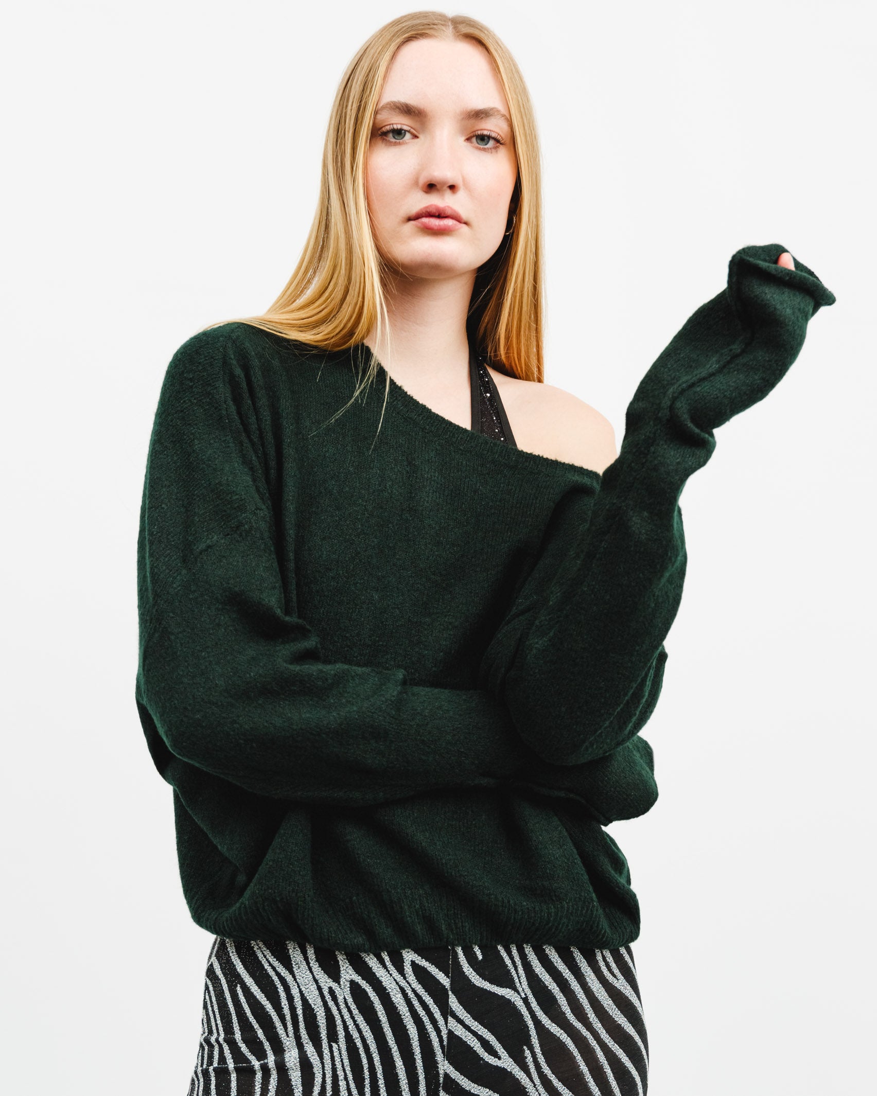 Weicher Pullover mit überlangen Ärmeln - Broke + Schön