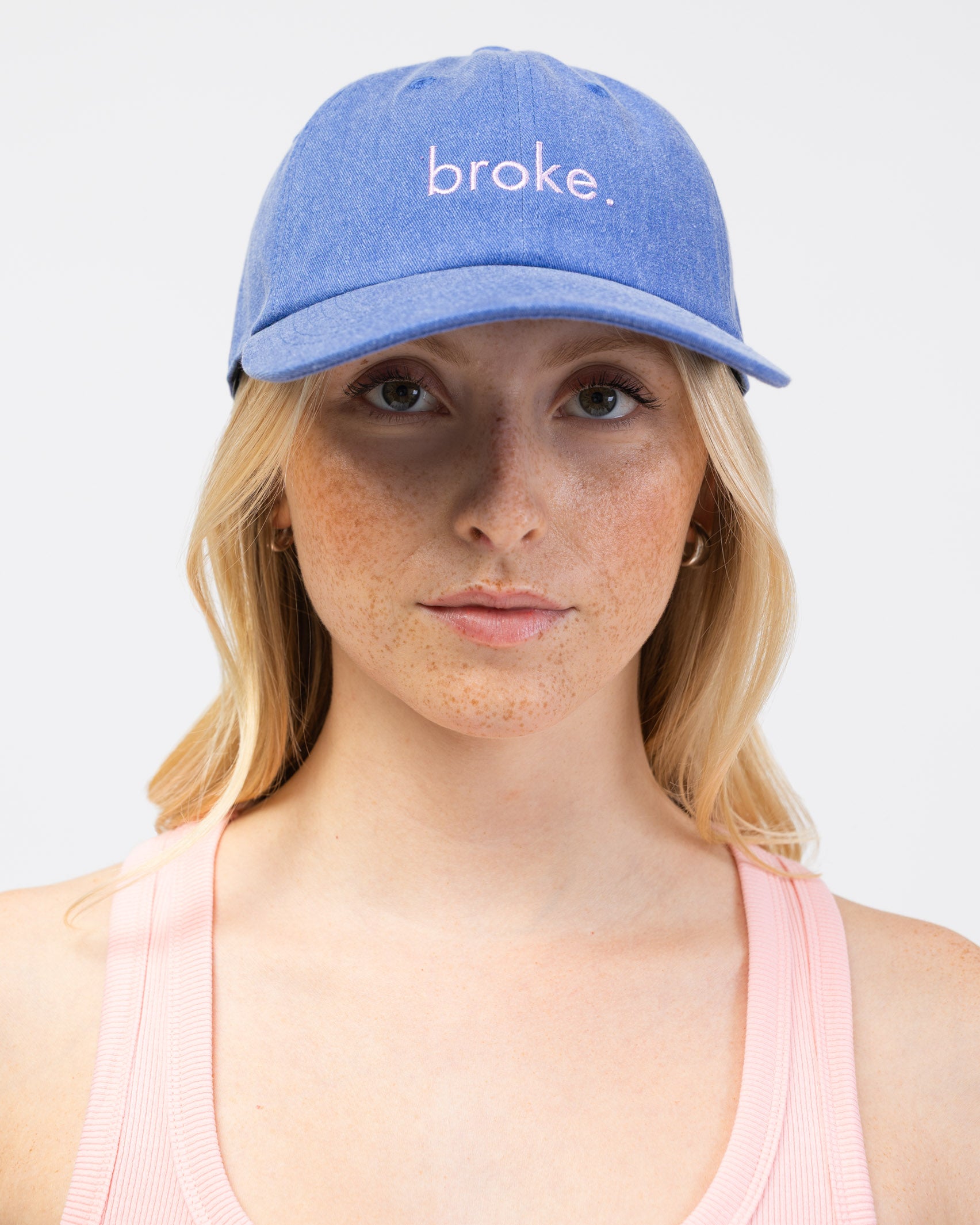Cap mit "Broke" Print