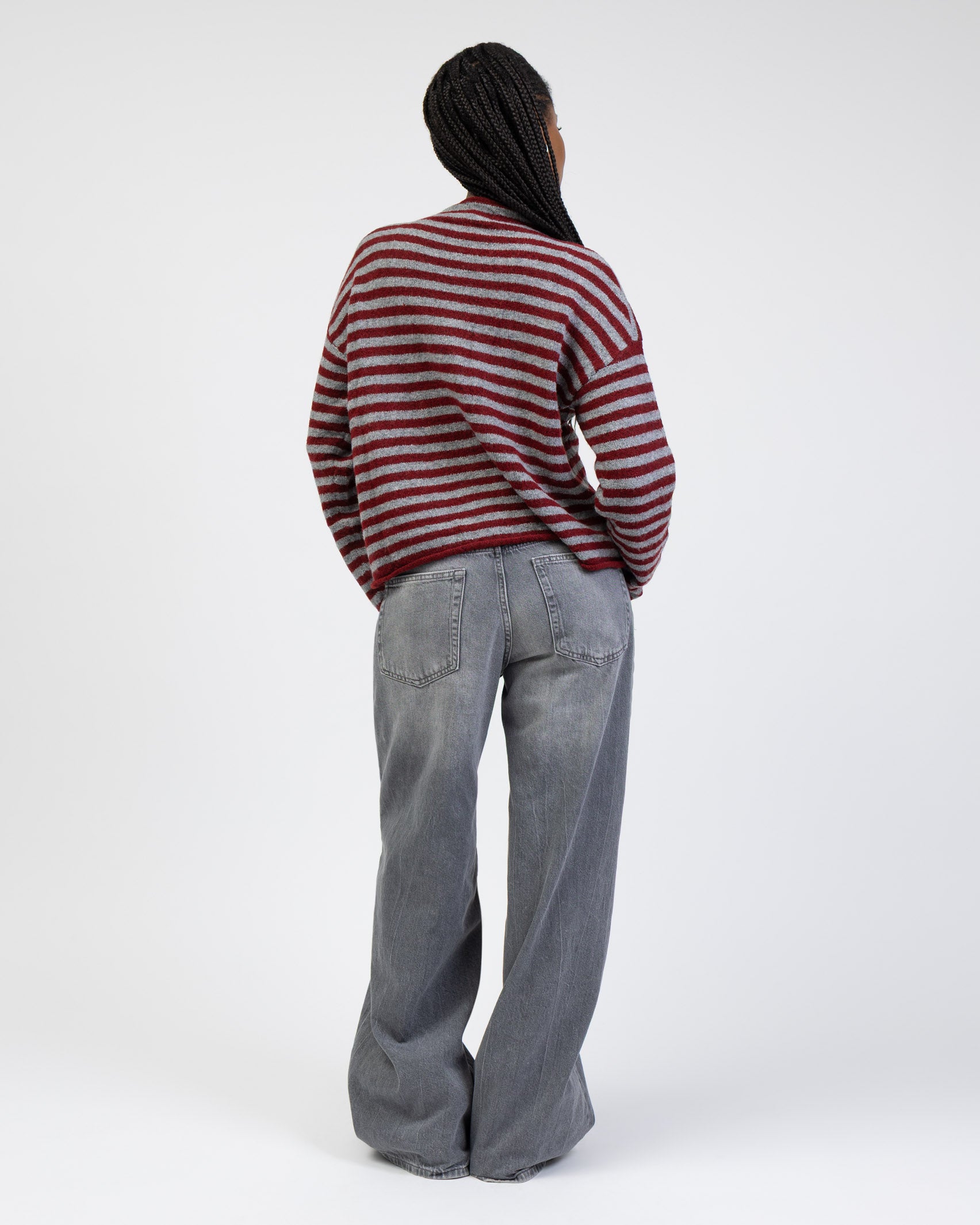 Gestreifte Strickjacke mit Stehkragen