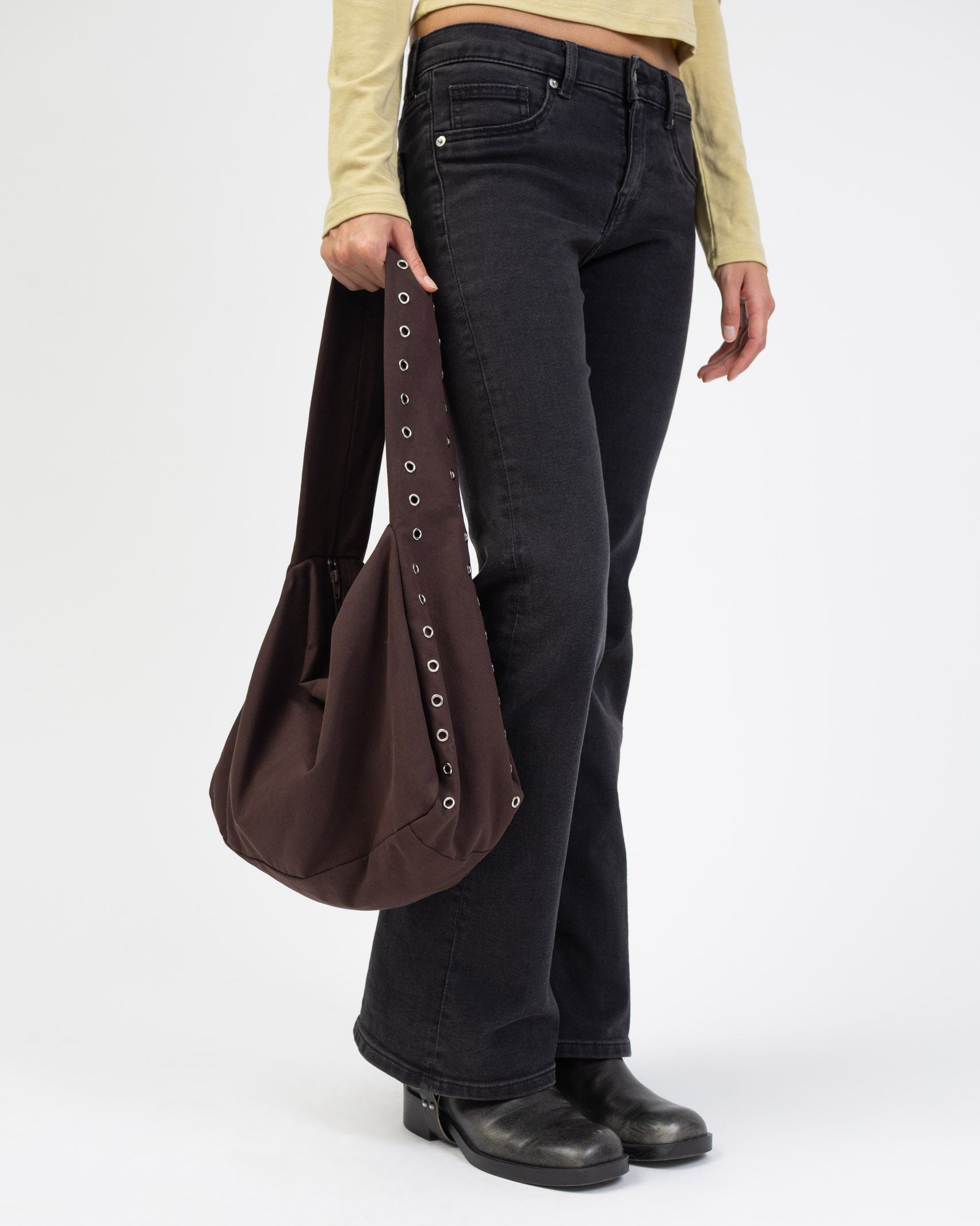 Tasche mit Ösendetails