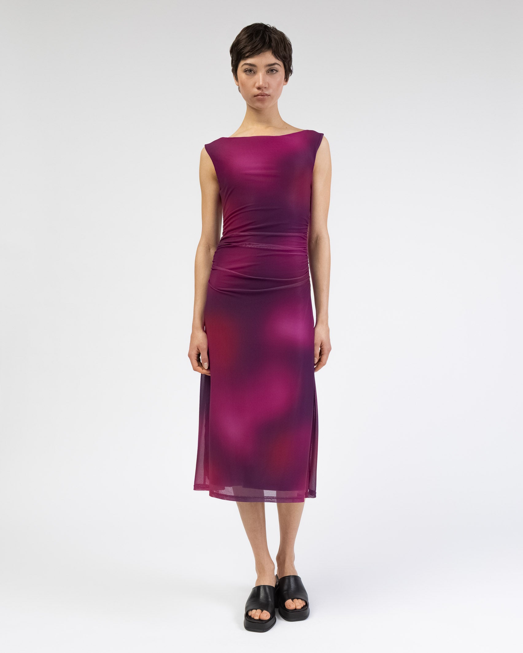 Mesh Kleid mit Raffung und lila Farbverlauf