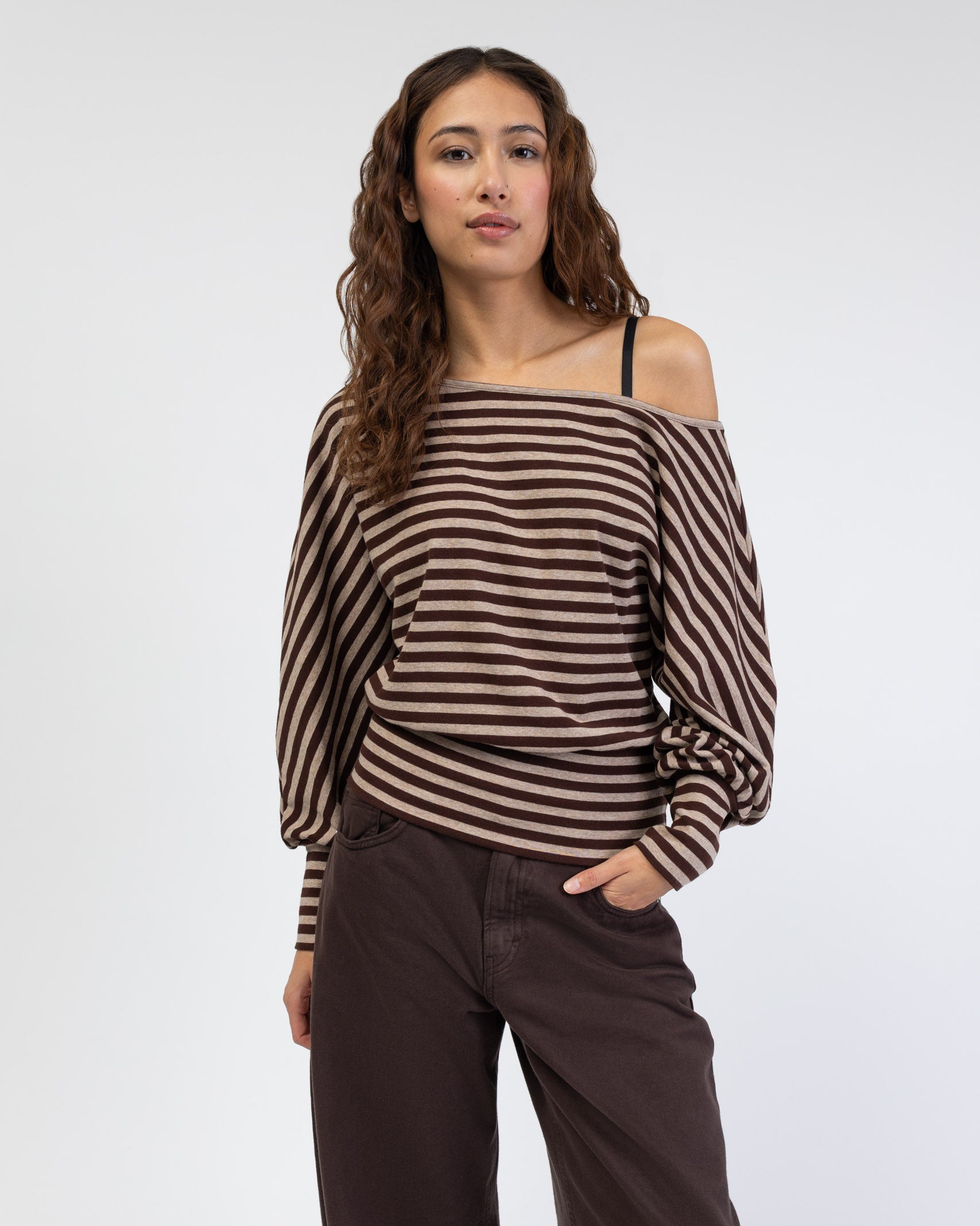 Offshoulder Langarmshirt mit Streifen