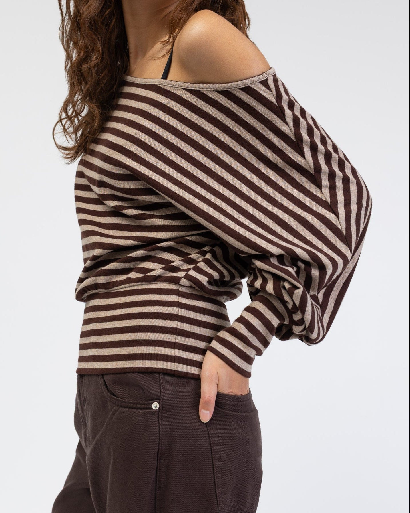 Offshoulder Langarmshirt mit Streifen