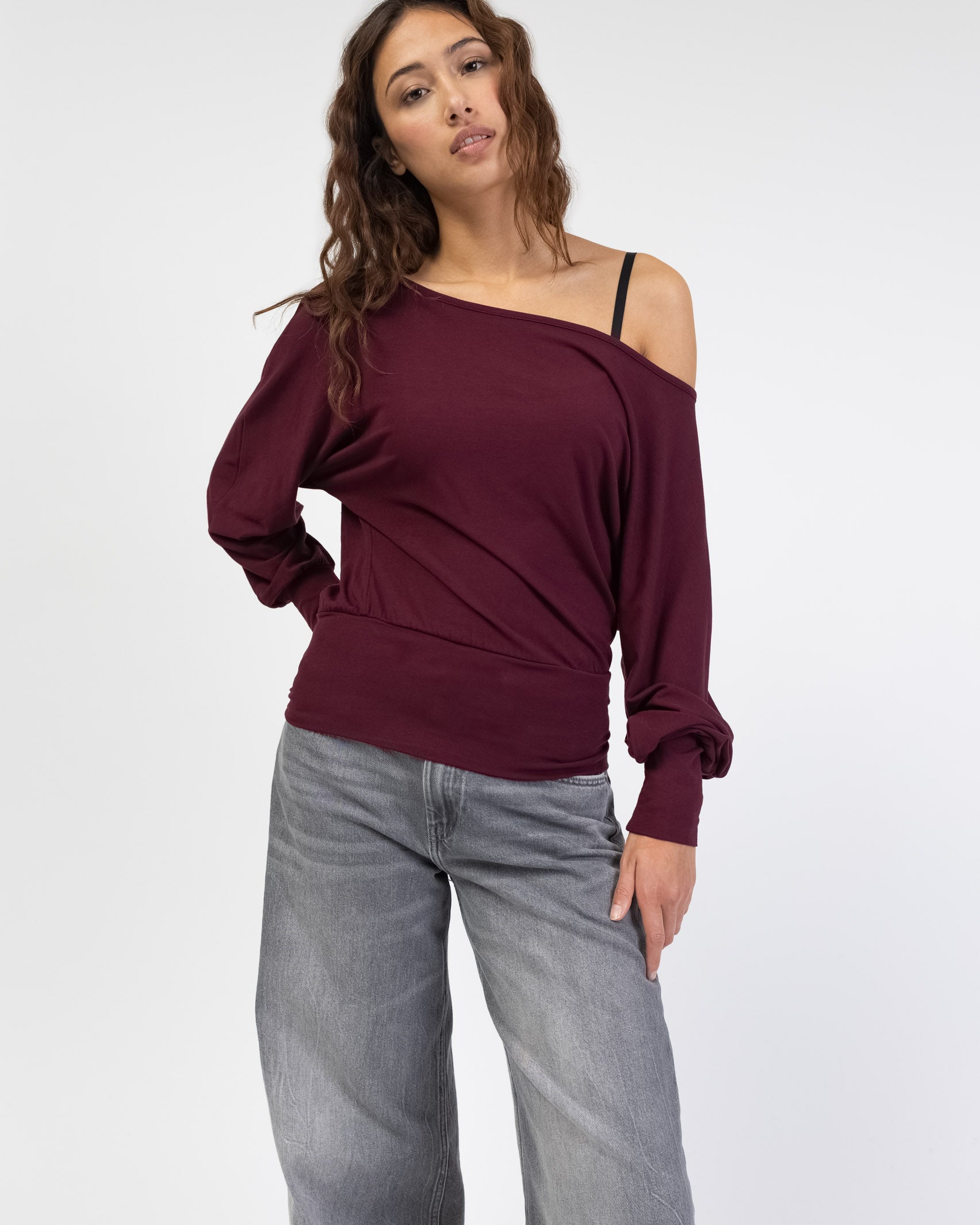 Offshoulder Langarmshirt