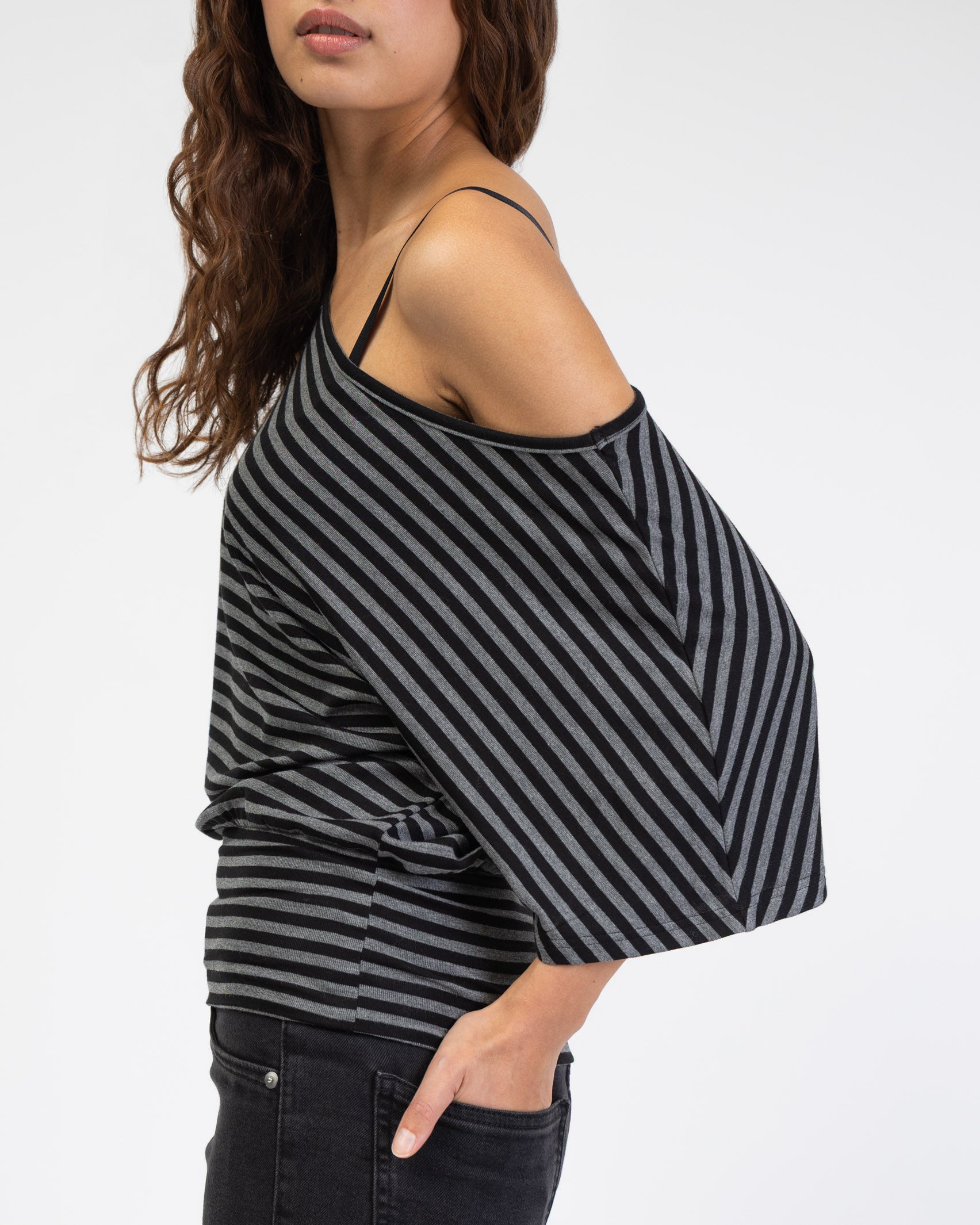 Offshoulder Shirt mit Streifen