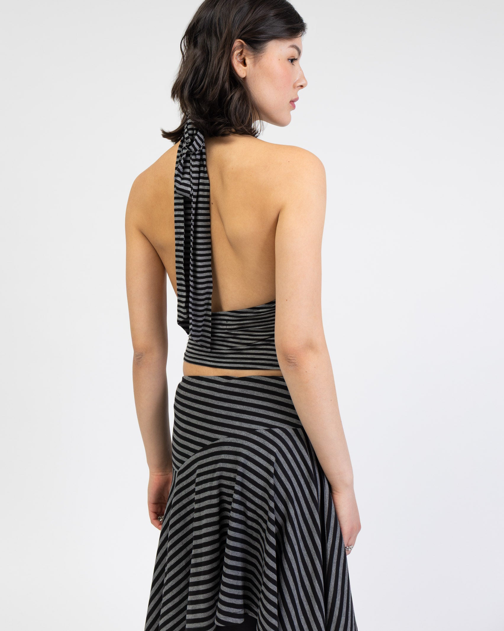 Gestreiftes Neckholdertop