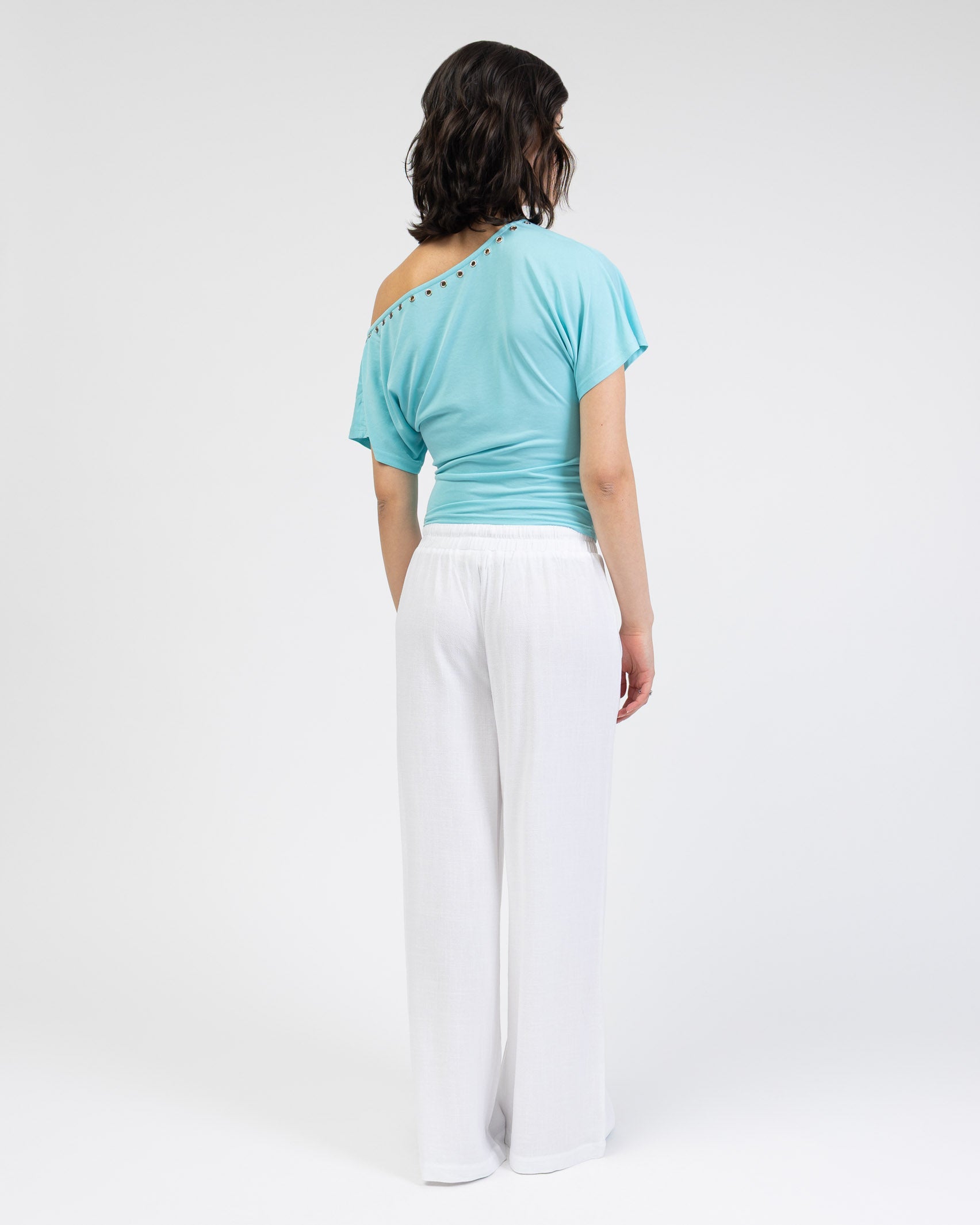 Offshoulder Shirt mit Ösen