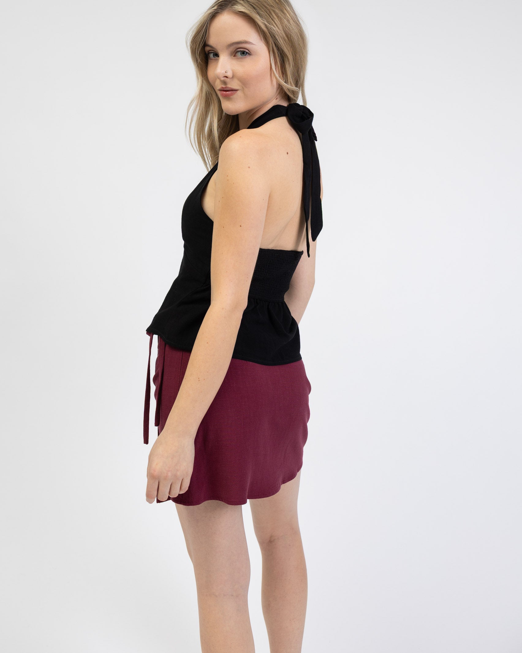 Neckholdertop aus Leinen-Mix