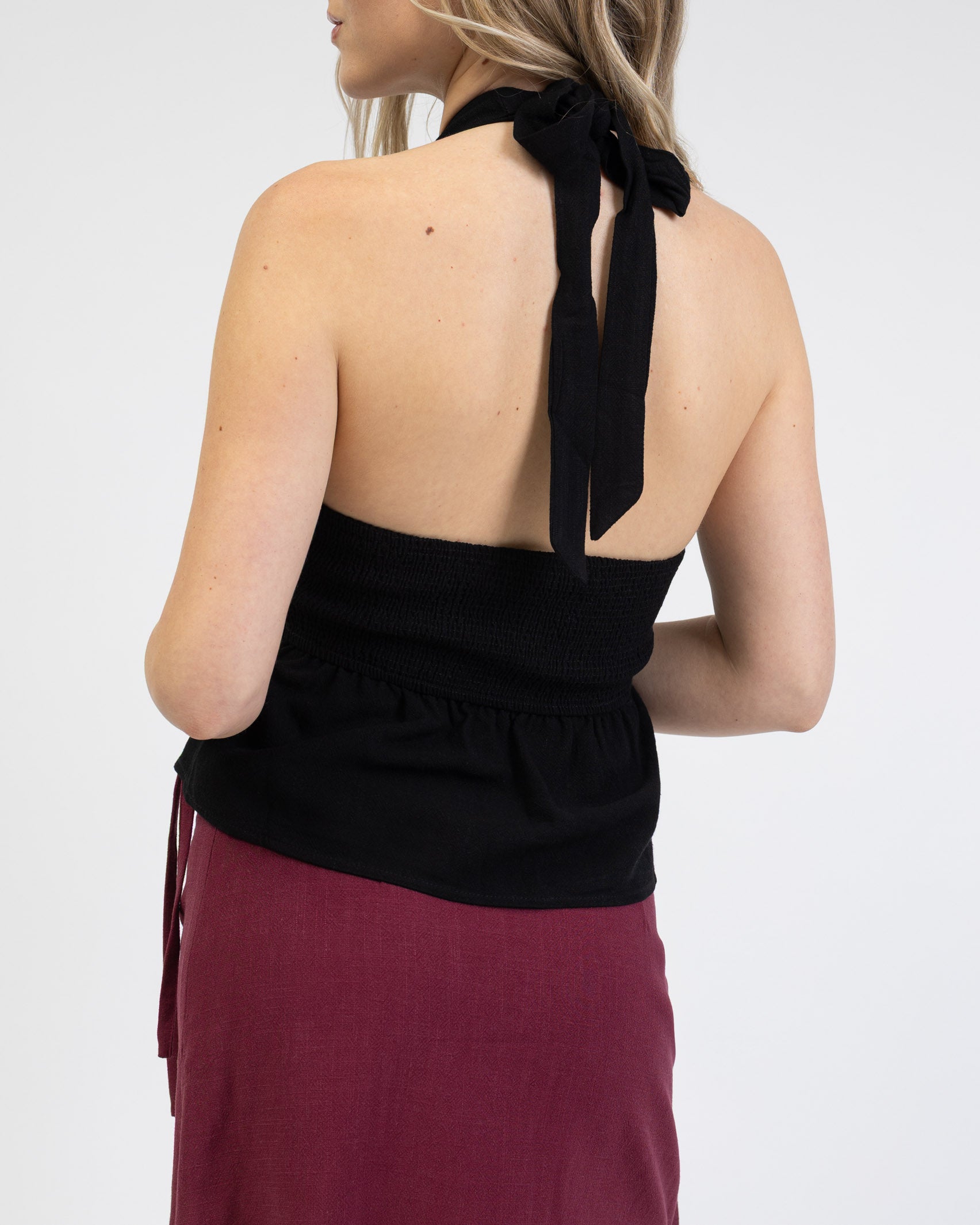 Neckholdertop aus Leinen-Mix