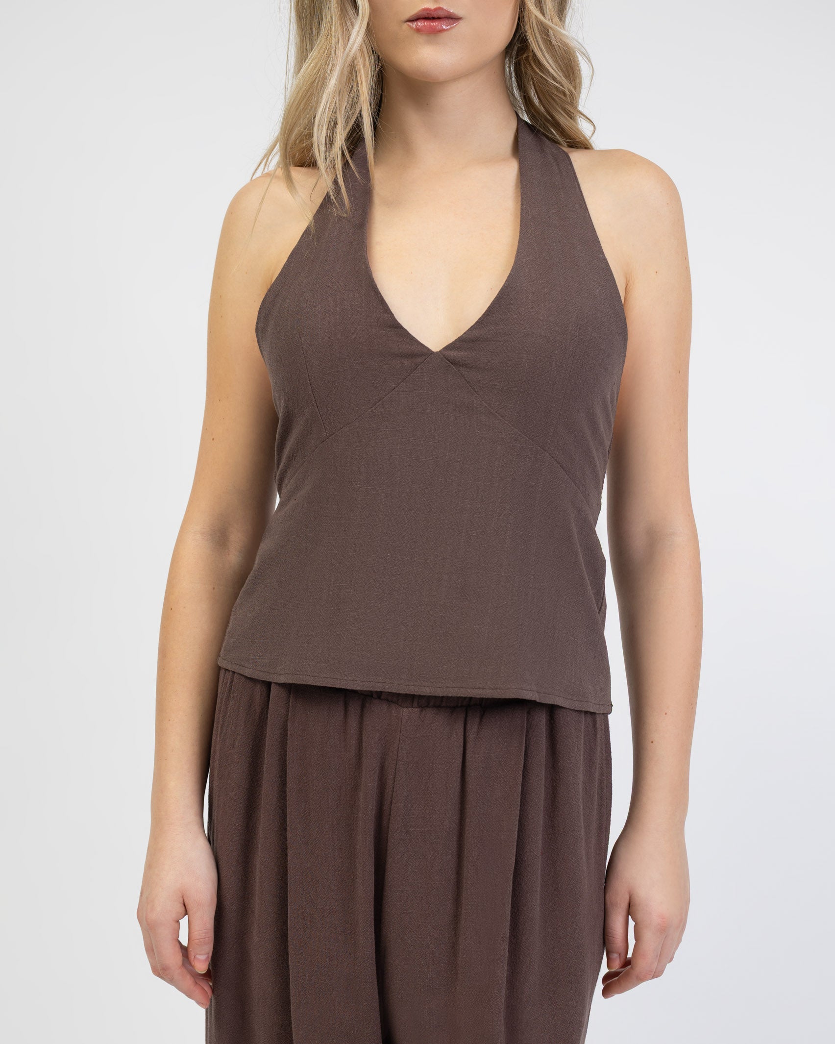 Neckholdertop aus Leinen-Mix