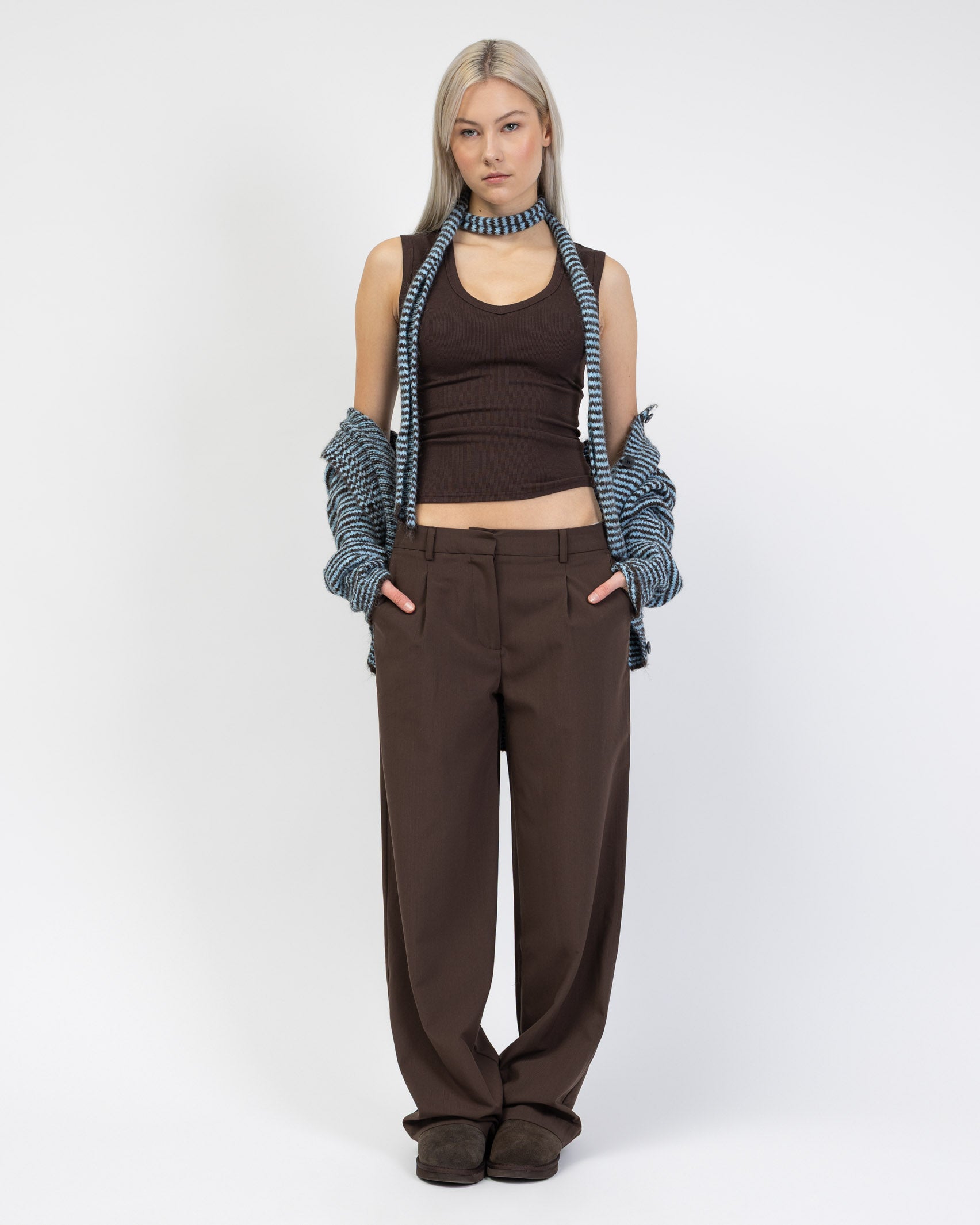 Top mit V-Ausschnitt