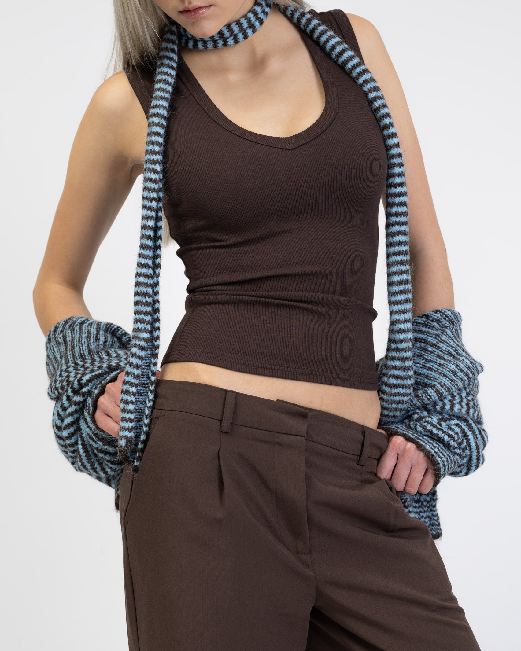 Top mit V-Ausschnitt