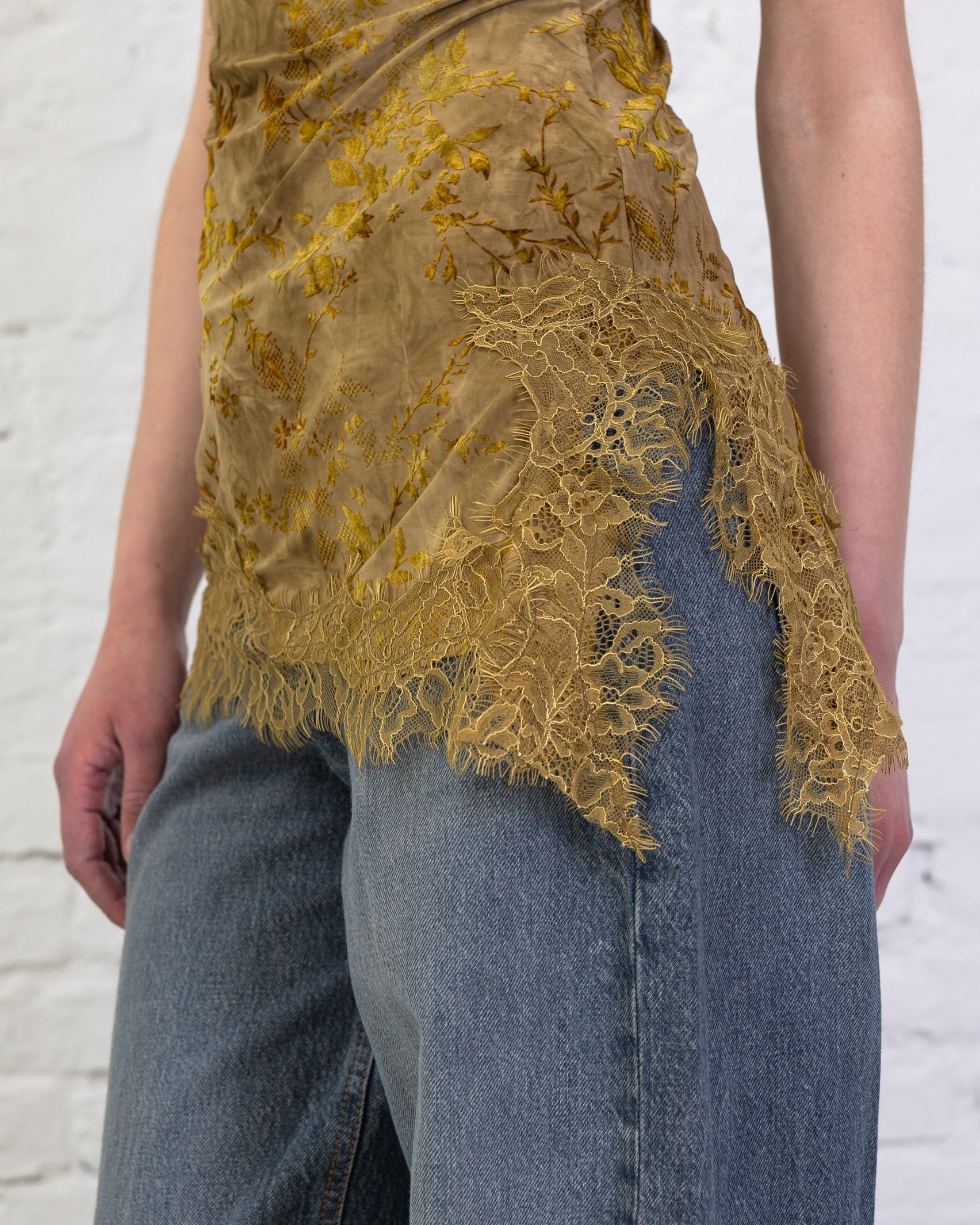 Asymmetrisches Top mit floralem Print