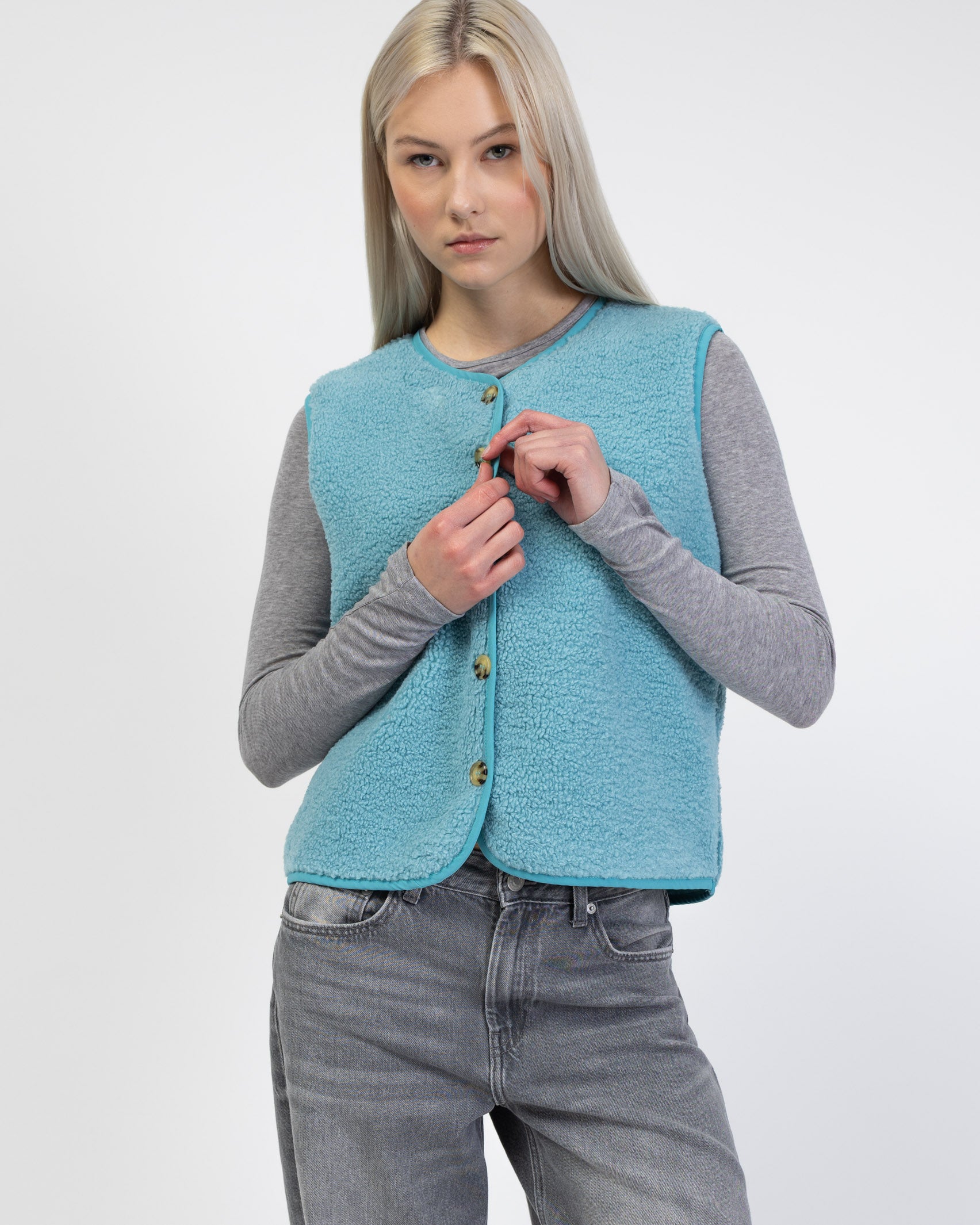 Einfarbige Teddyweste