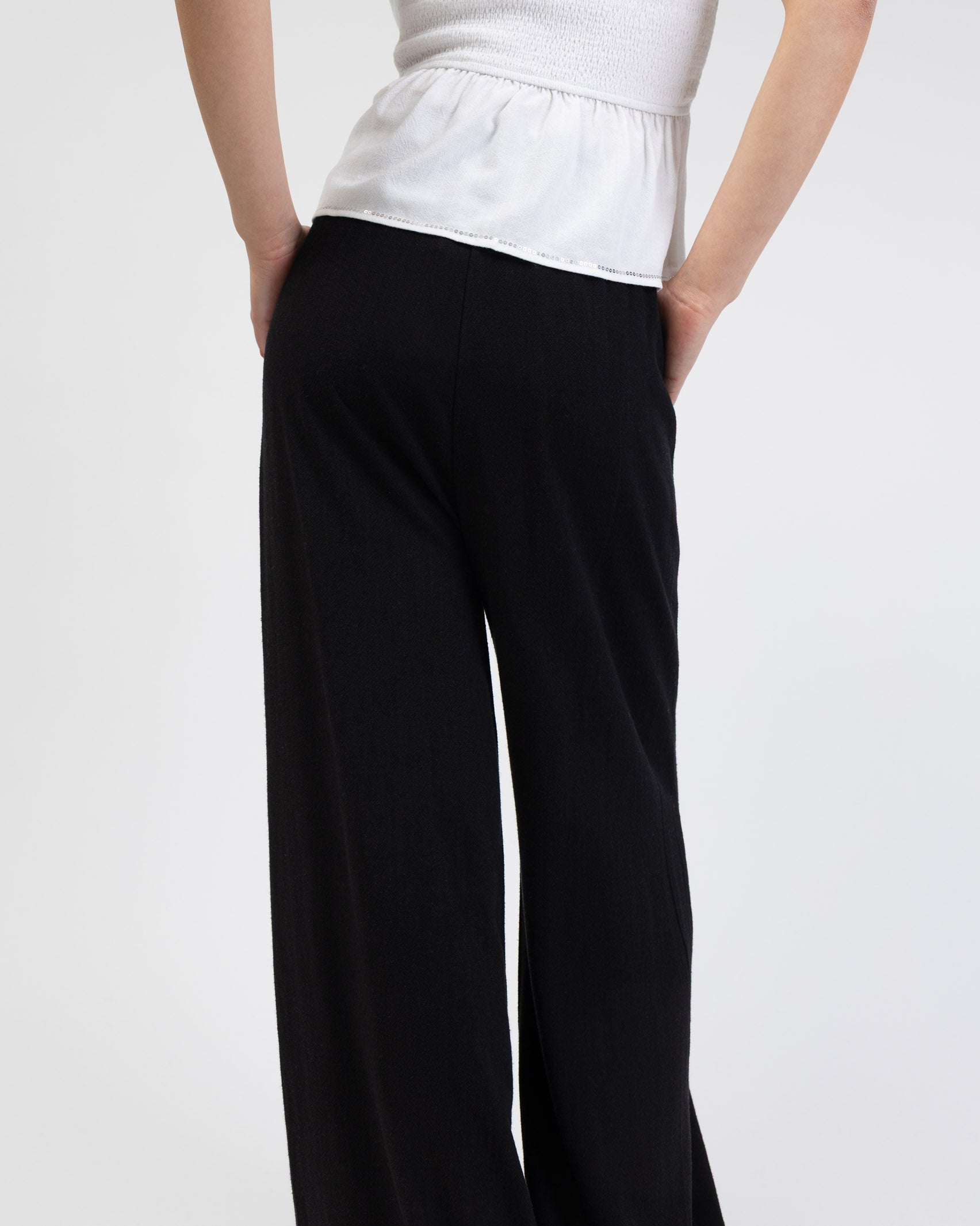 Lockere Hose aus Leinen-Mix