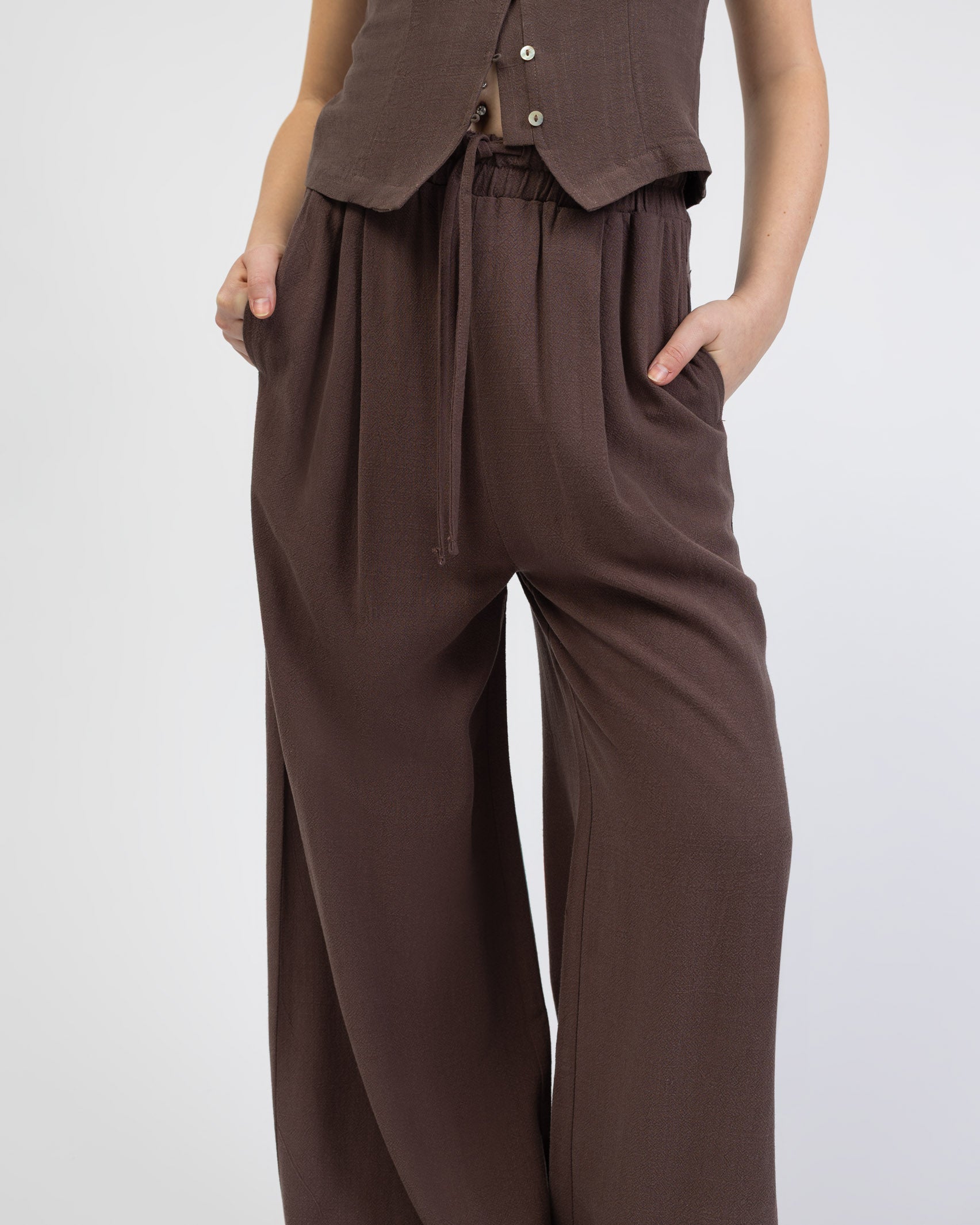 Lockere Hose aus Leinen-Mix