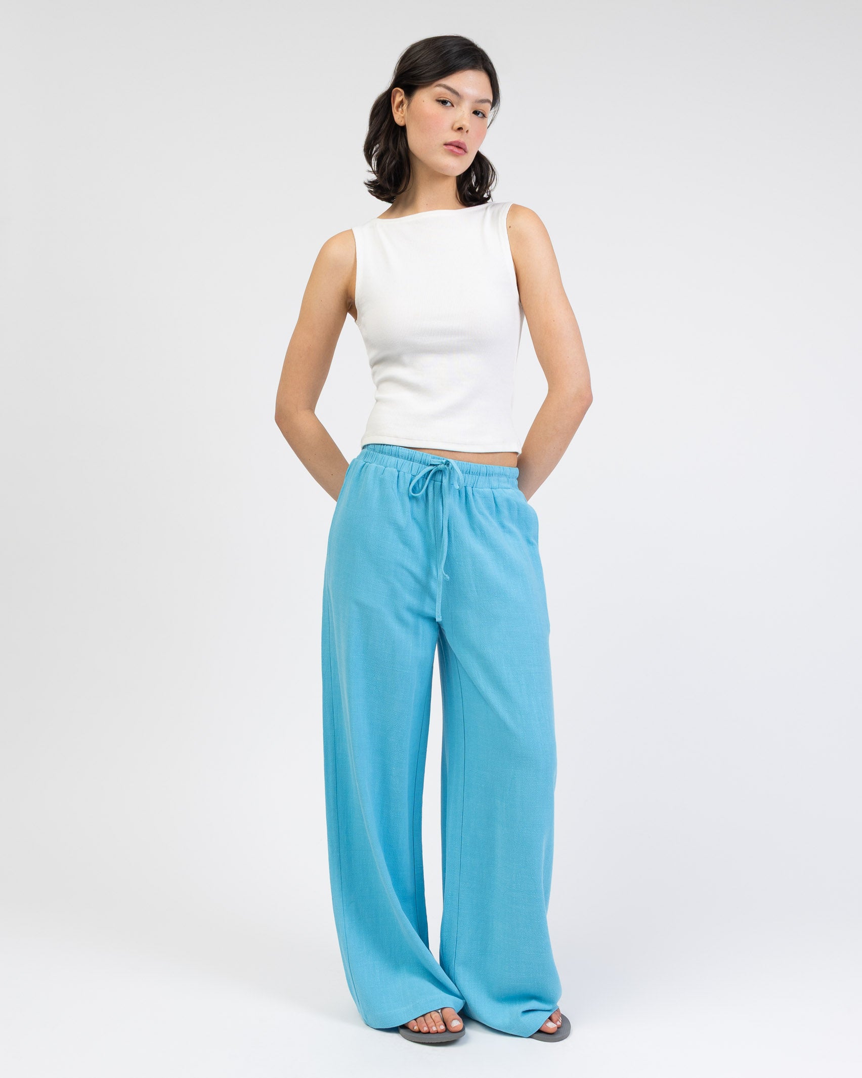 Lockere Hose aus Leinen-Mix