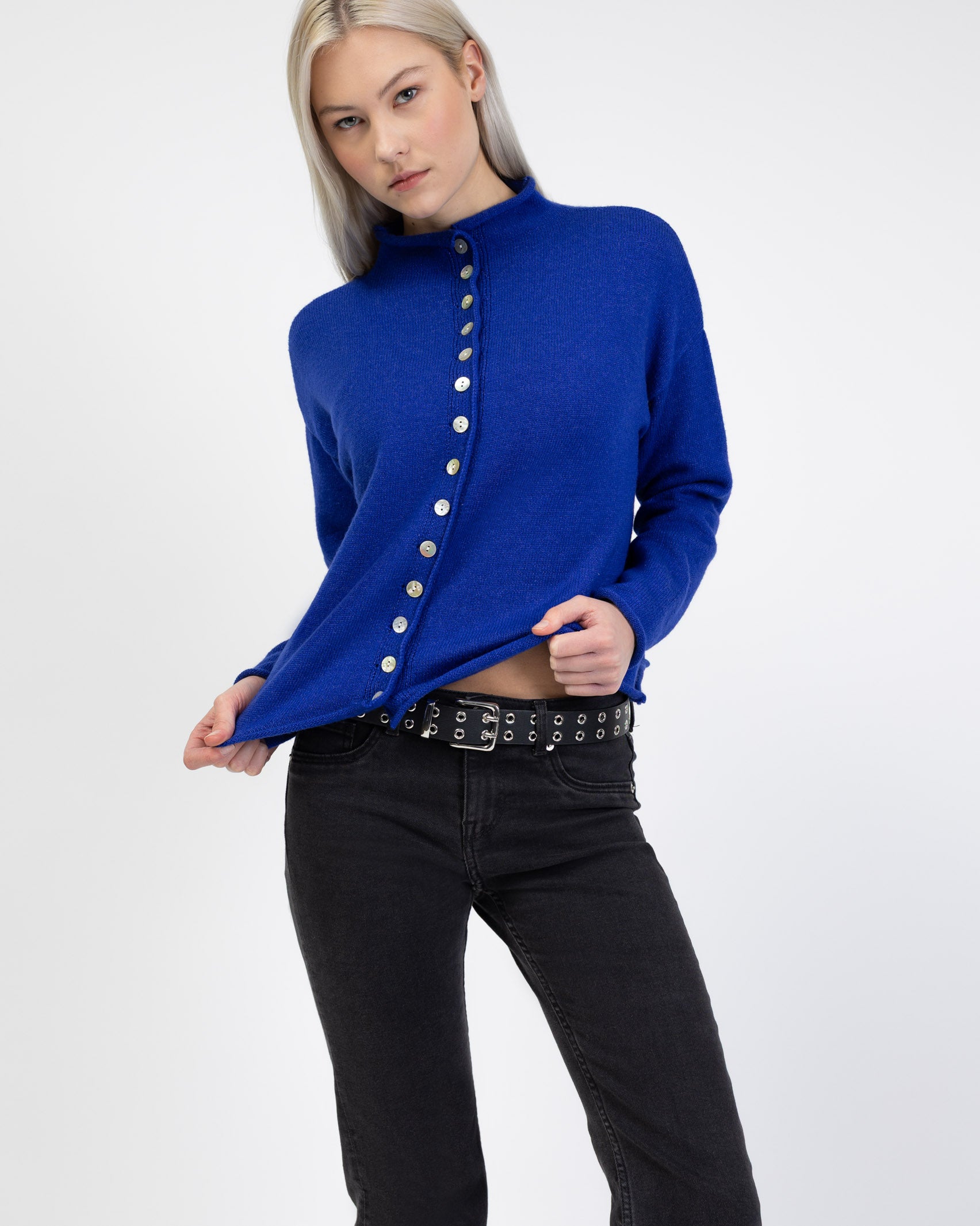 Strickjacke mit Stehkragen