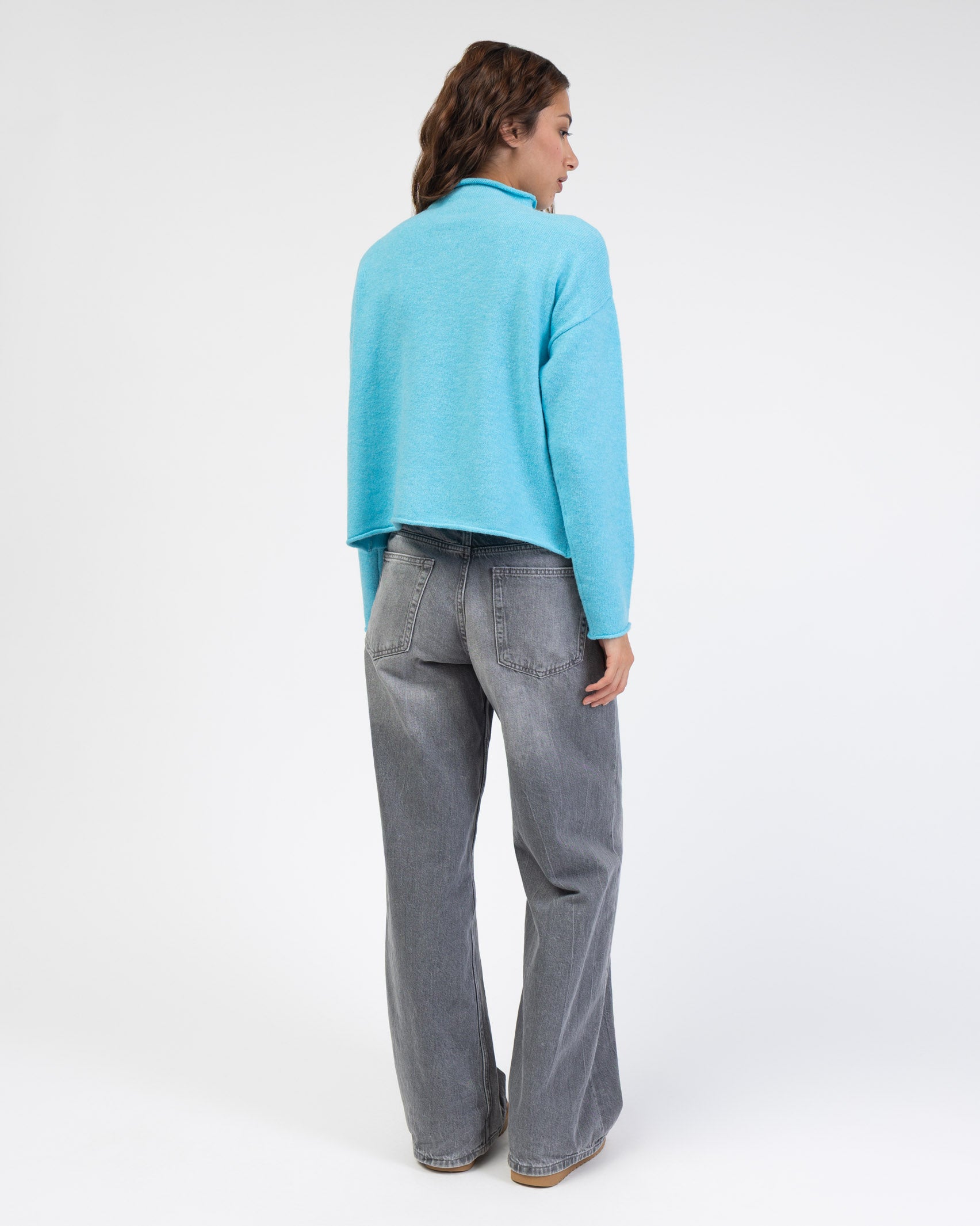 Strickjacke mit Stehkragen