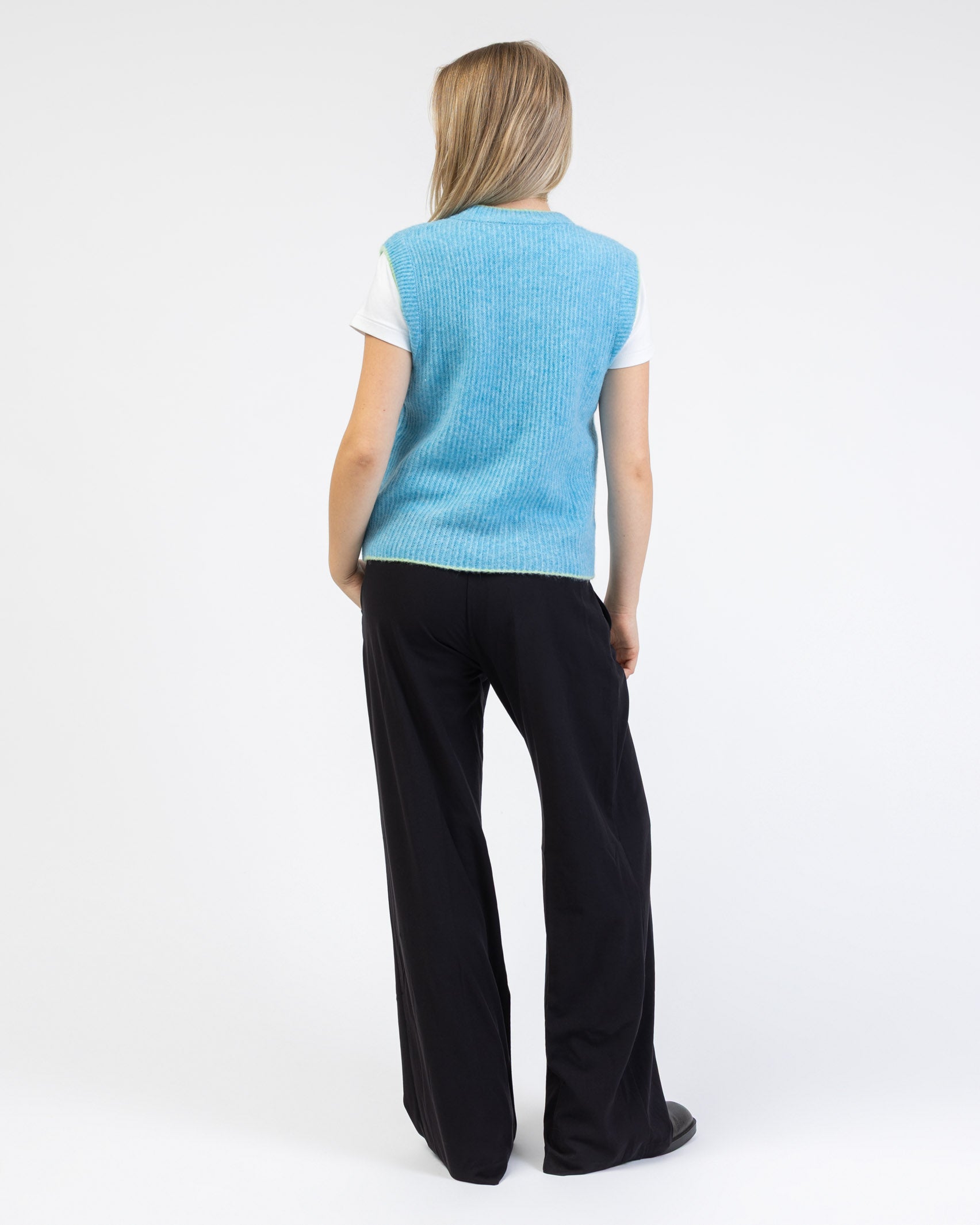 Strickpullunder mit Kontrastnaht