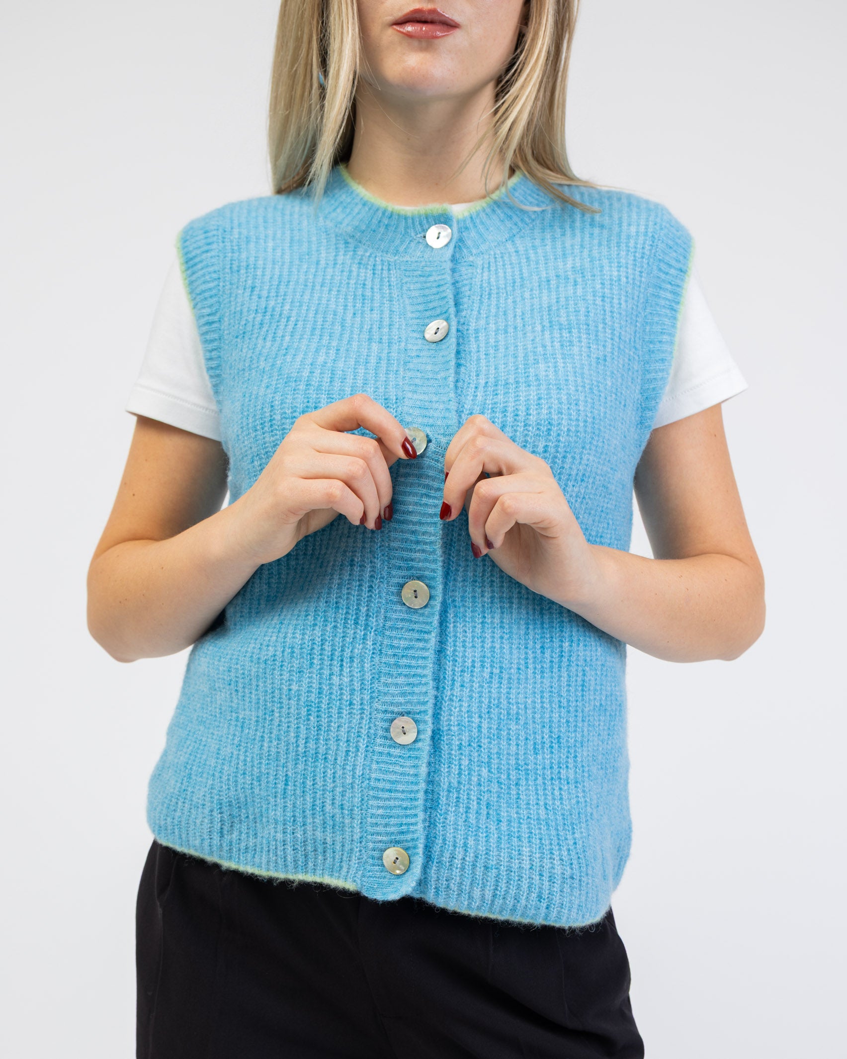 Strickpullunder mit Kontrastnaht