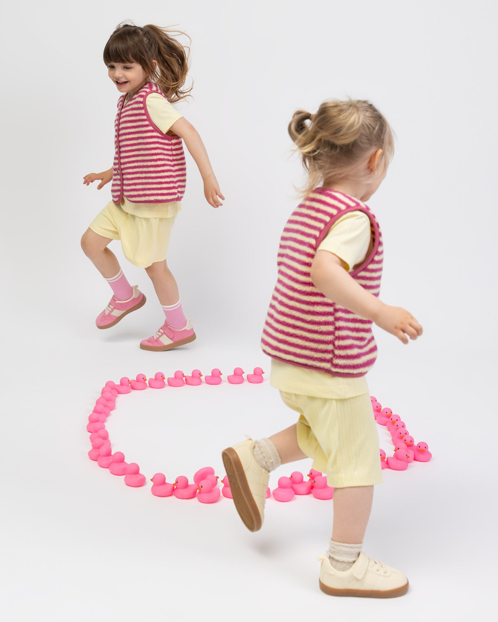 Teddy Kinderweste mit Streifenprint