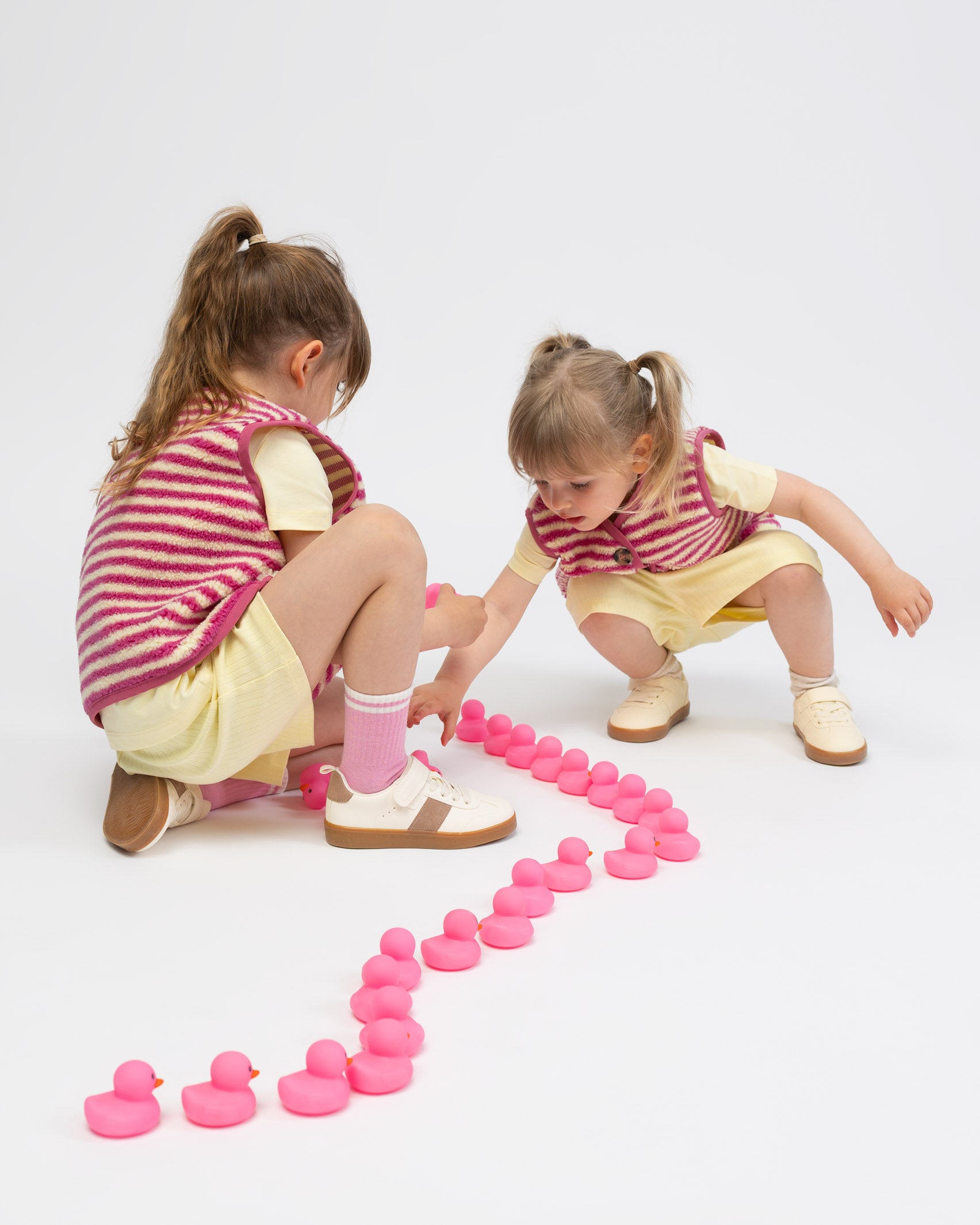 Teddy Kinderweste mit Streifenprint