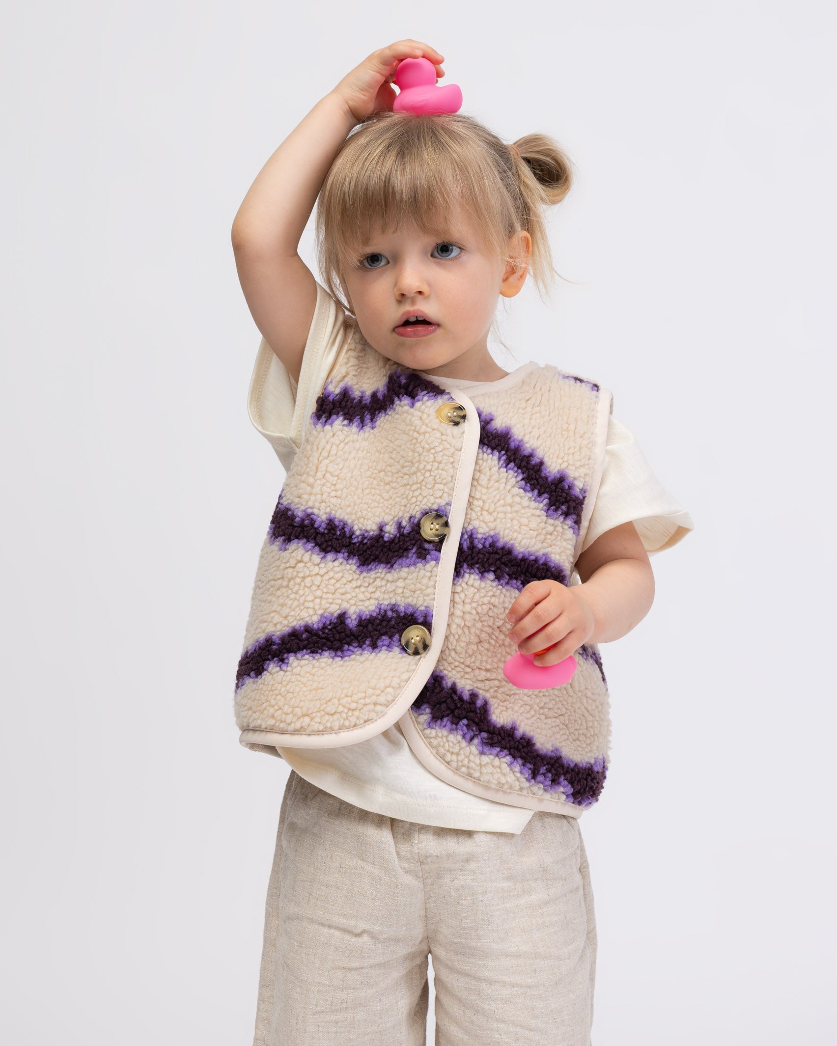 Teddy Kinderweste mit abstraktem Print