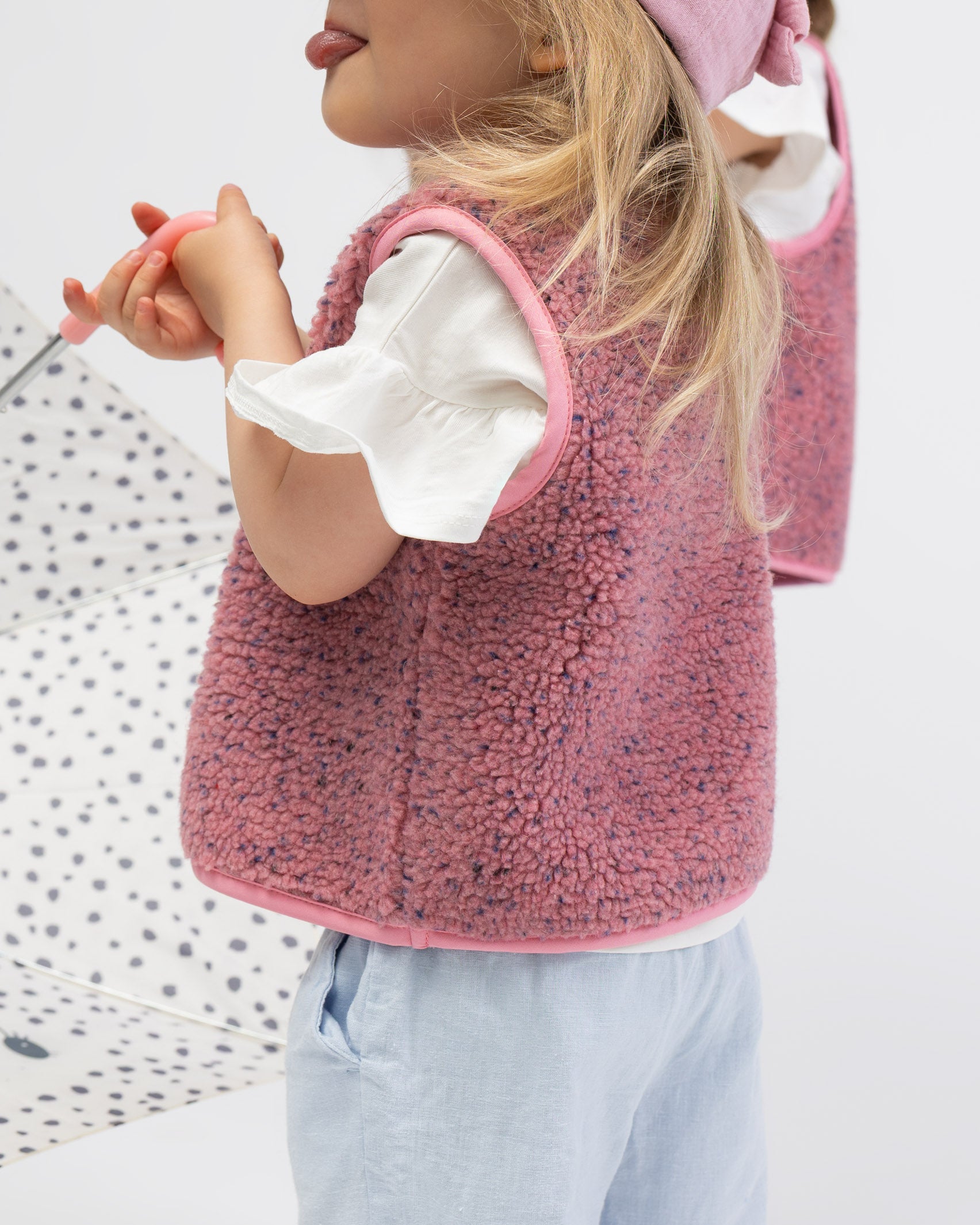 Teddy Kinderweste mit Konfettiprint