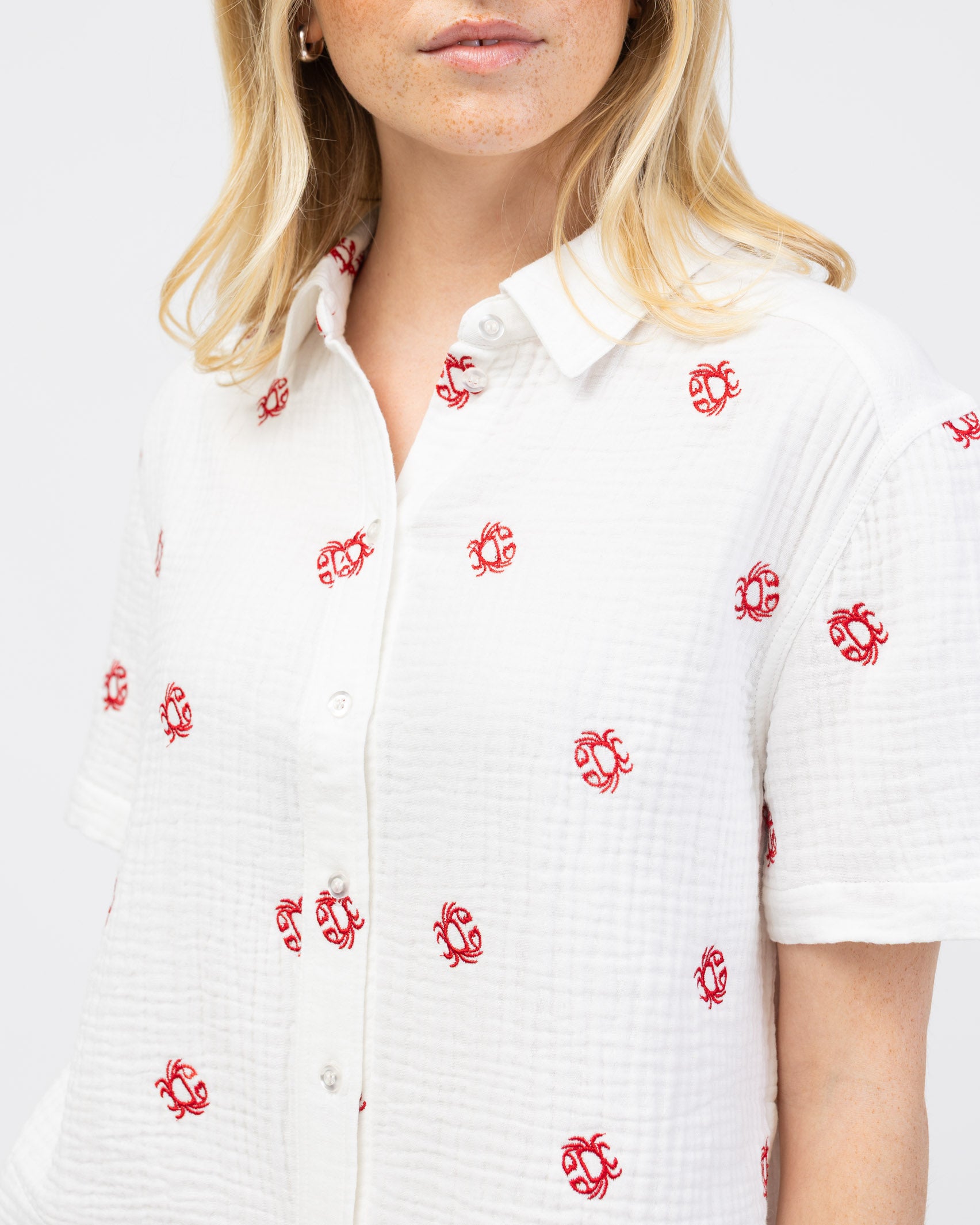 Musselin Bluse mit Krebs Stickerei