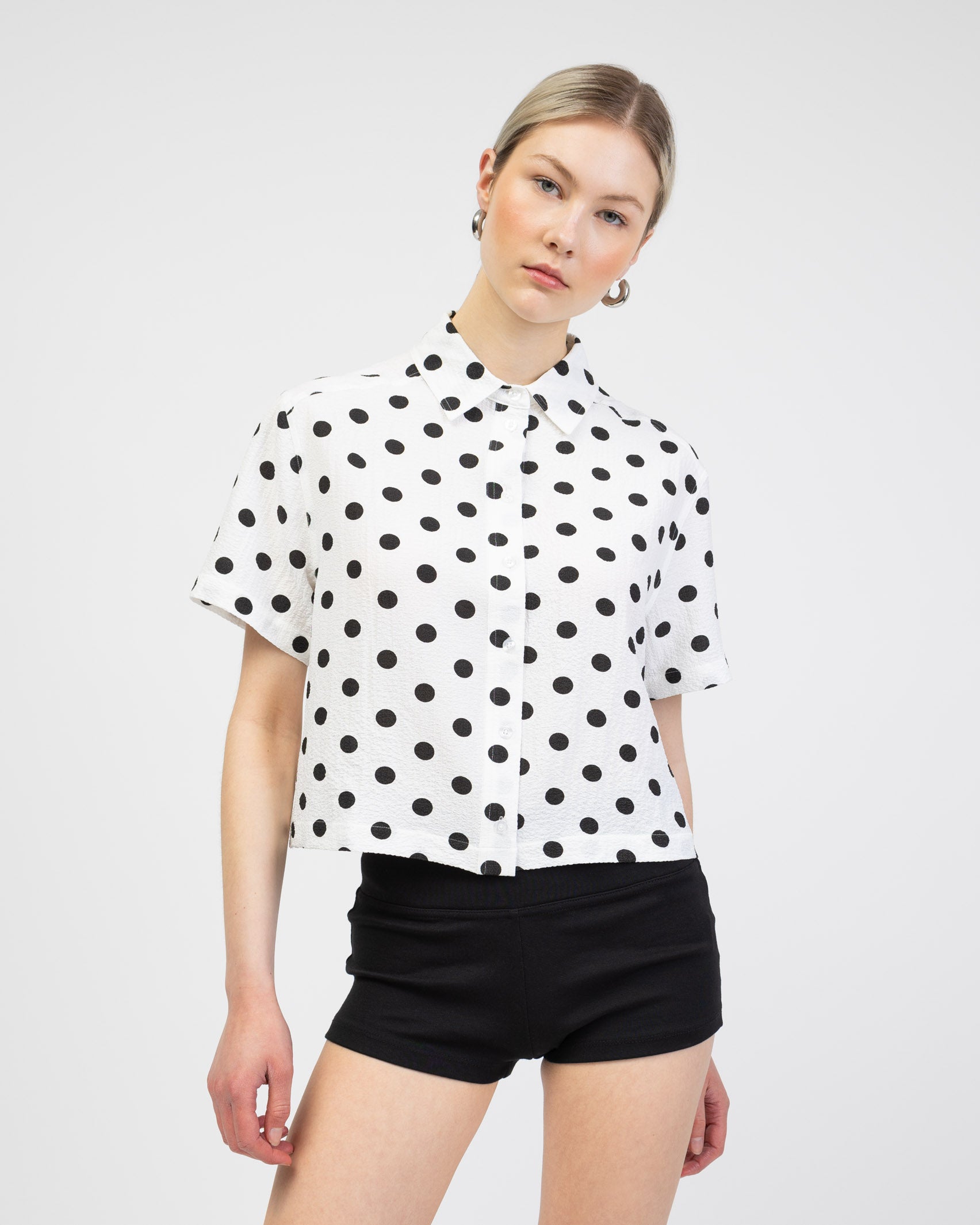 Kastige Bluse mit Polkadots