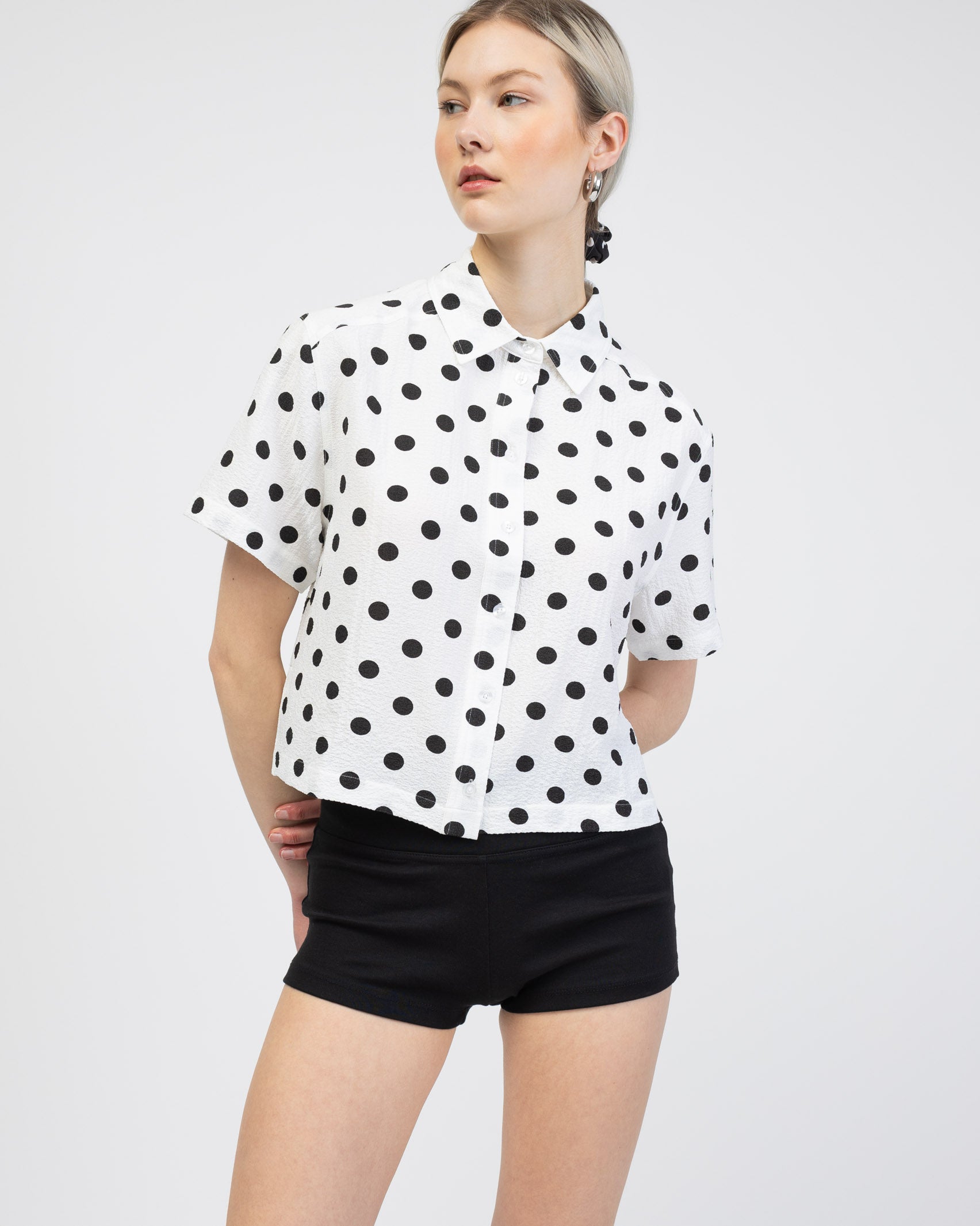 Kastige Bluse mit Polkadots