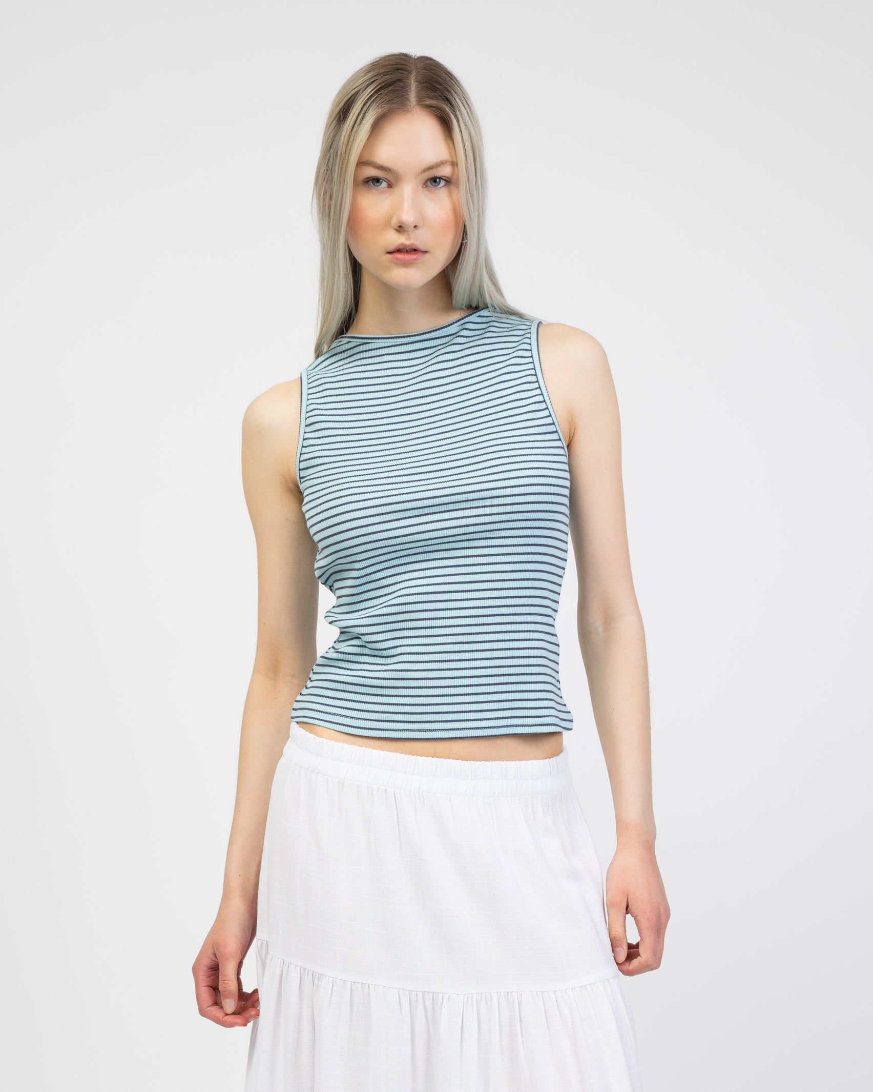 Gestreiftes Top mit U-Boot Ausschnitt