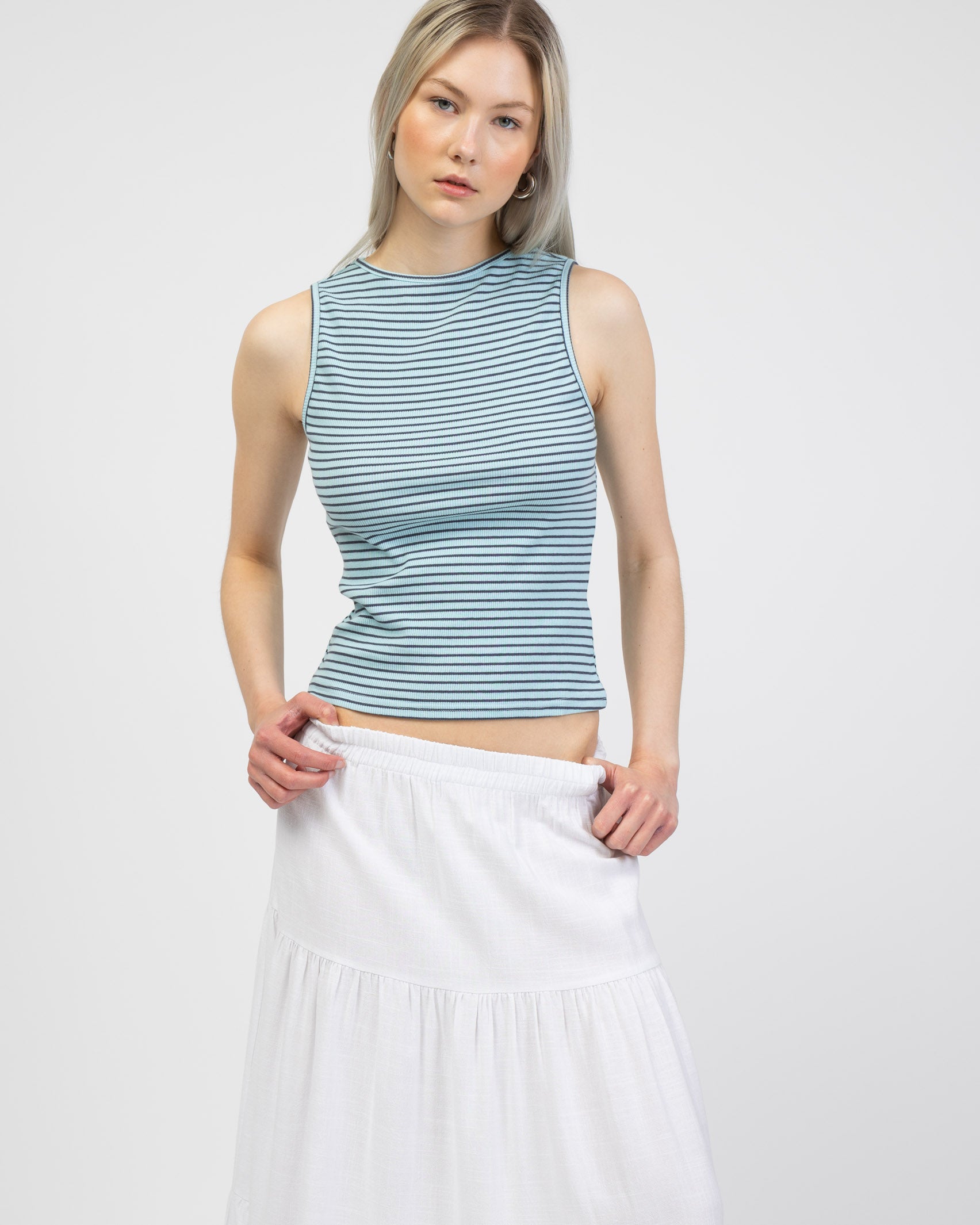 Gestreiftes Top mit U-Boot Ausschnitt