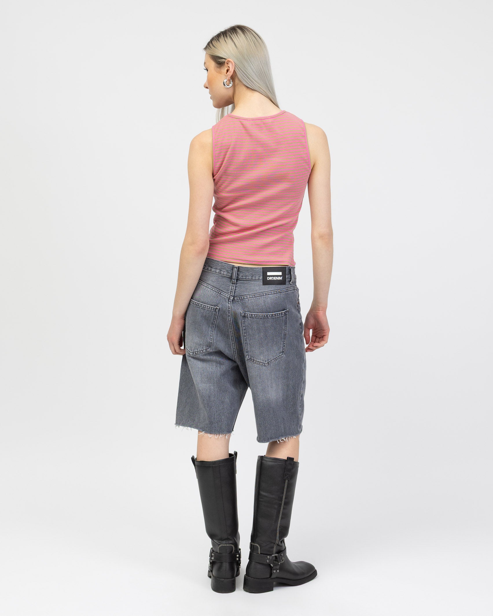 Gestreiftes Top mit U-Boot Ausschnitt