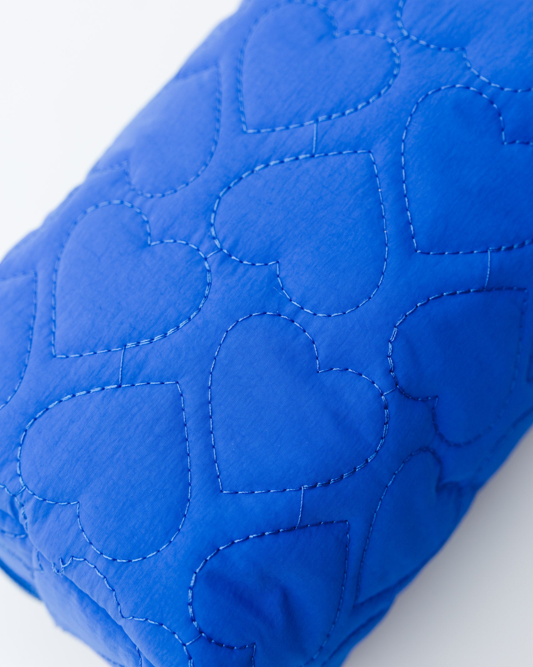 Kosmetiktasche mit Herzchen - Broke + Schön