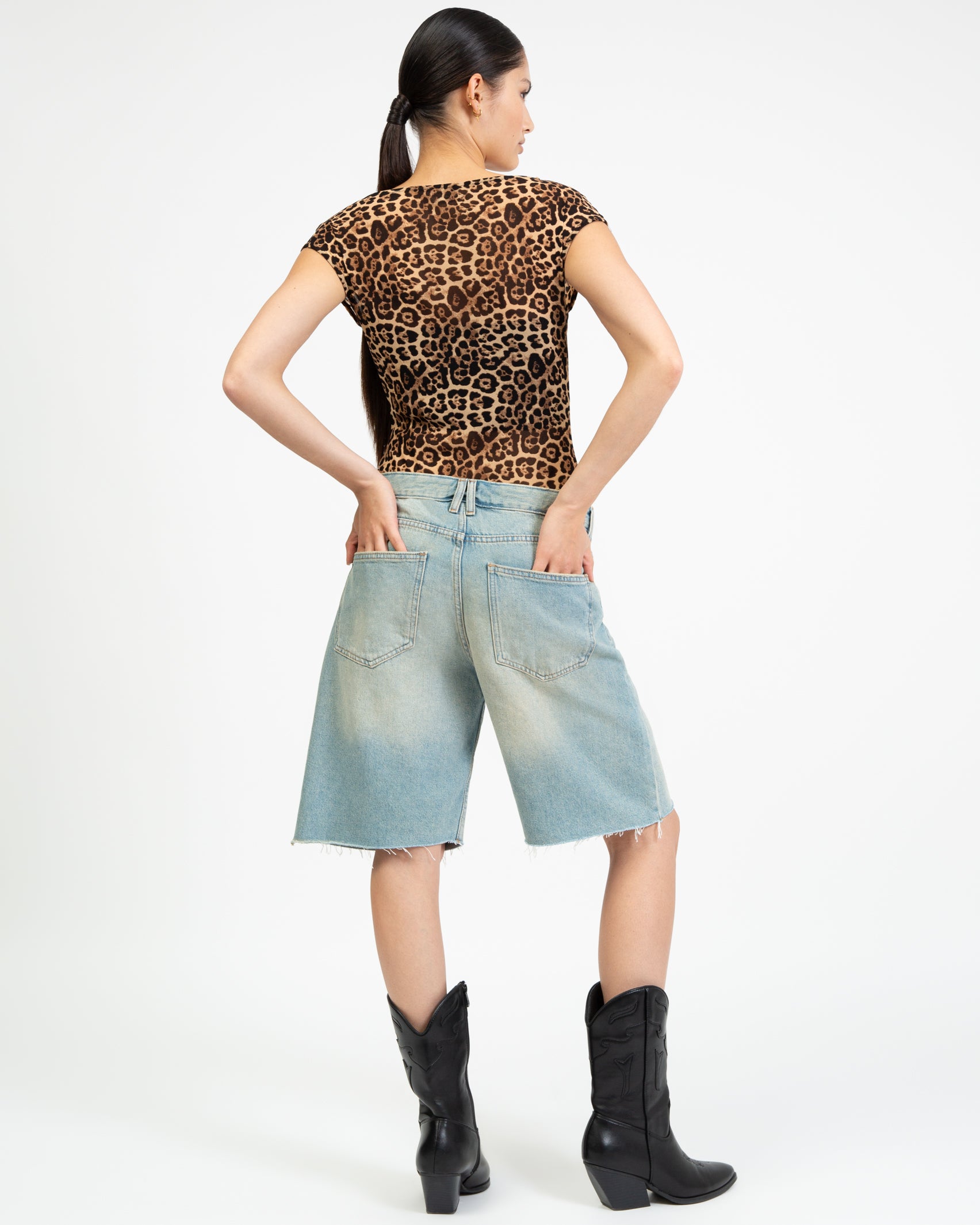 Mesh Body mit U-Boot Ausschnitt und Leoprint