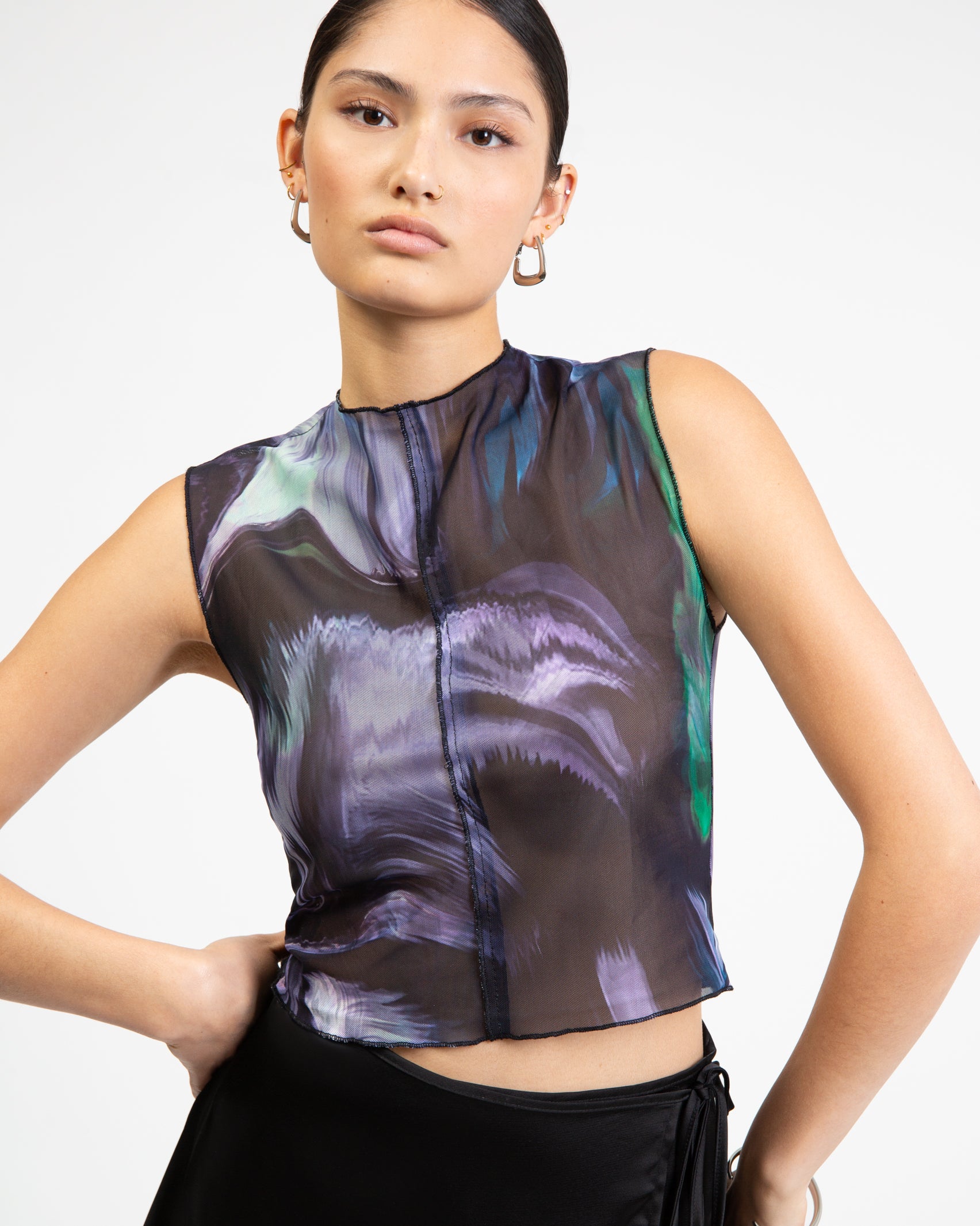 Mesh Top mit lila Farbverlauf