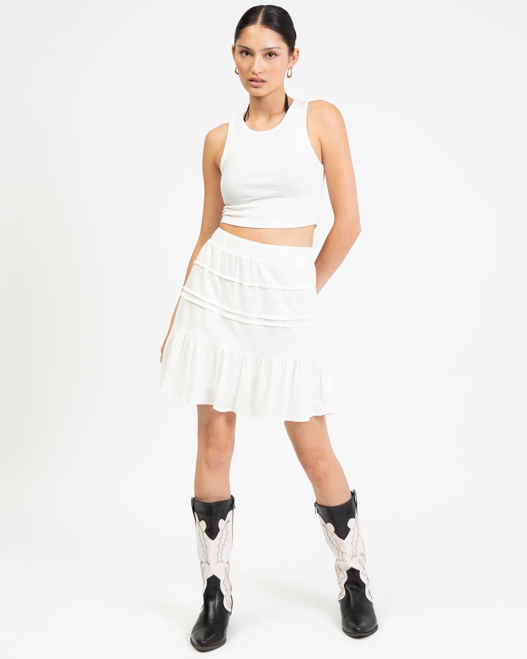 Weißer Mini Rock mit Leinenanteil