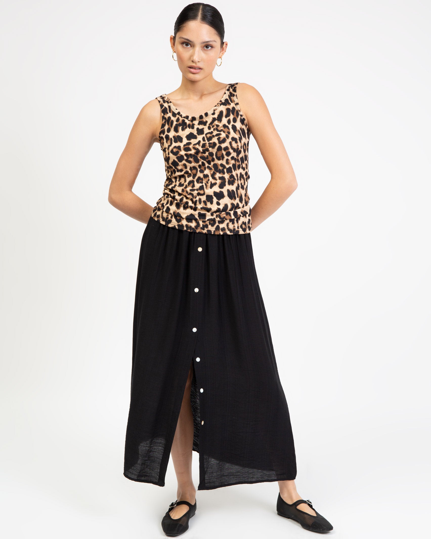 Geripptes Top mit Leoprint