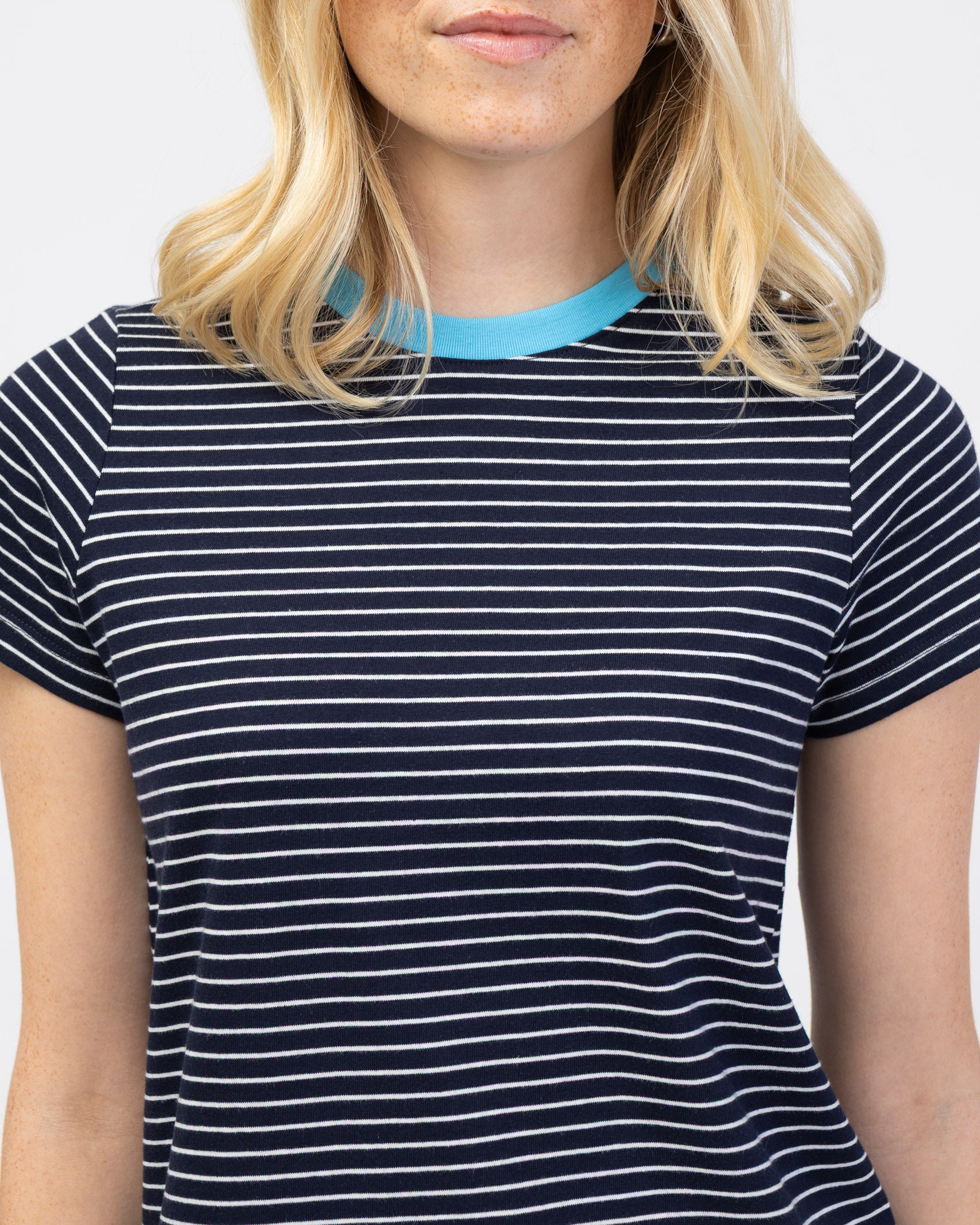 Gestreiftes Basic T-Shirt Kleid