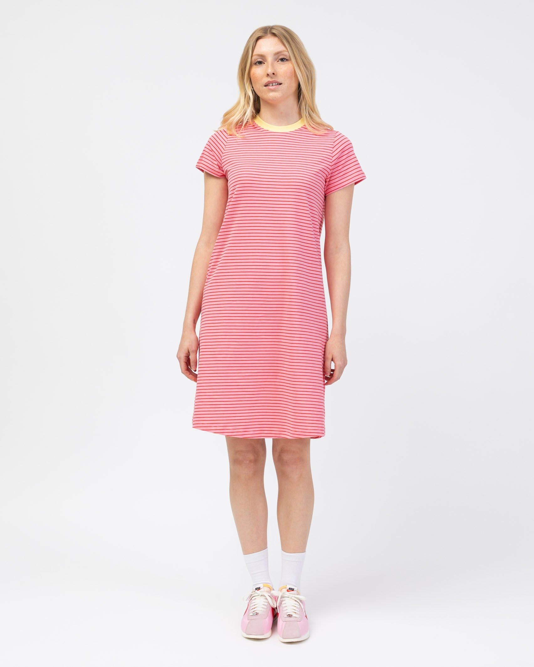 Gestreiftes Basic T-Shirt Kleid