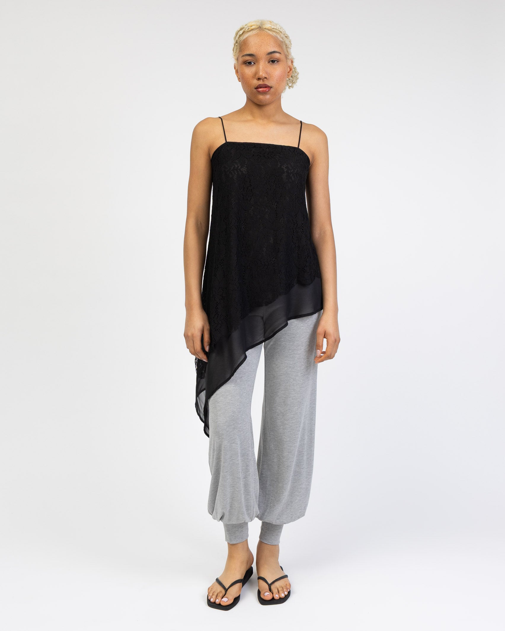 Asymmetrisches Top aus Spitze und Mesh