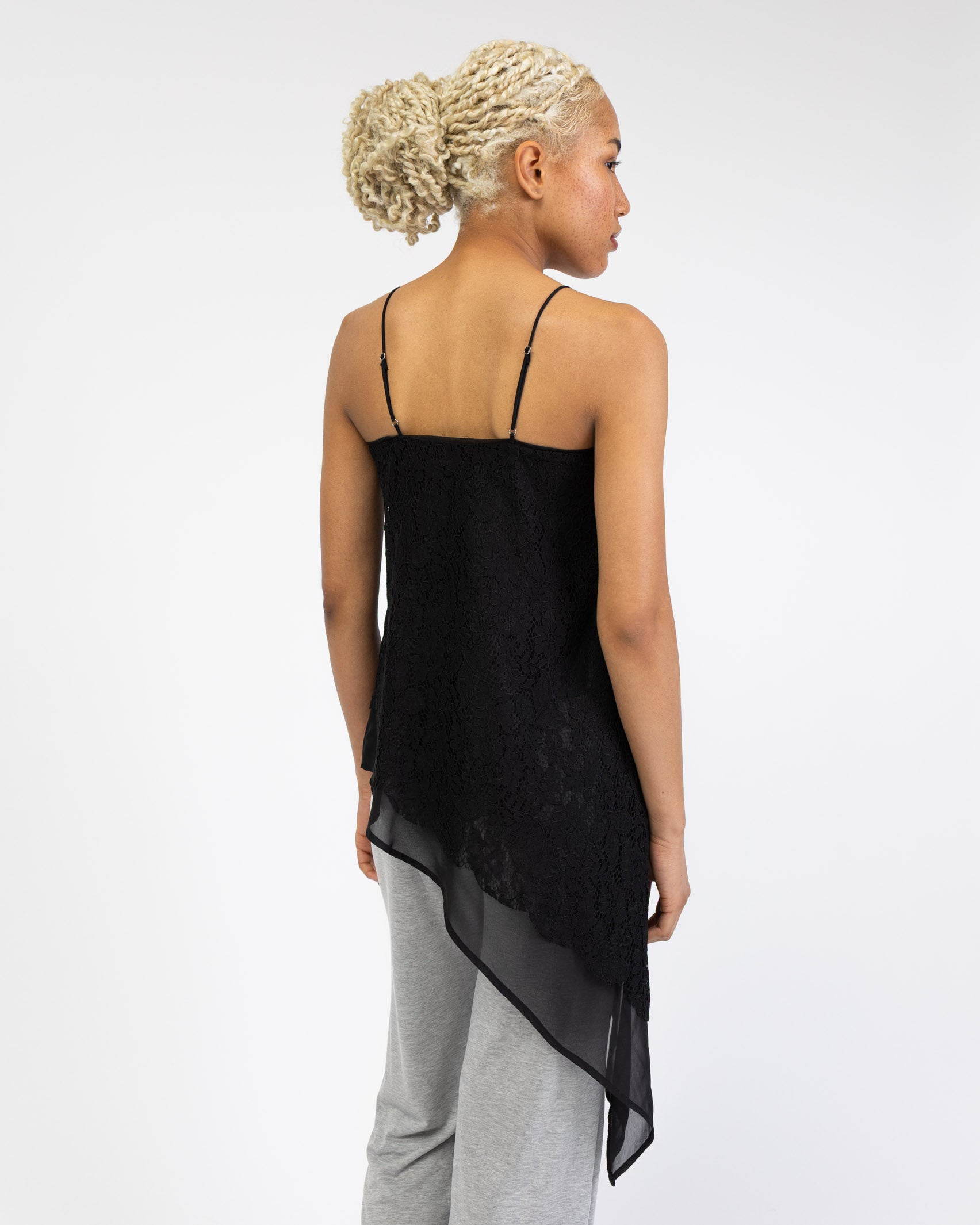 Asymmetrisches Top aus Spitze und Mesh